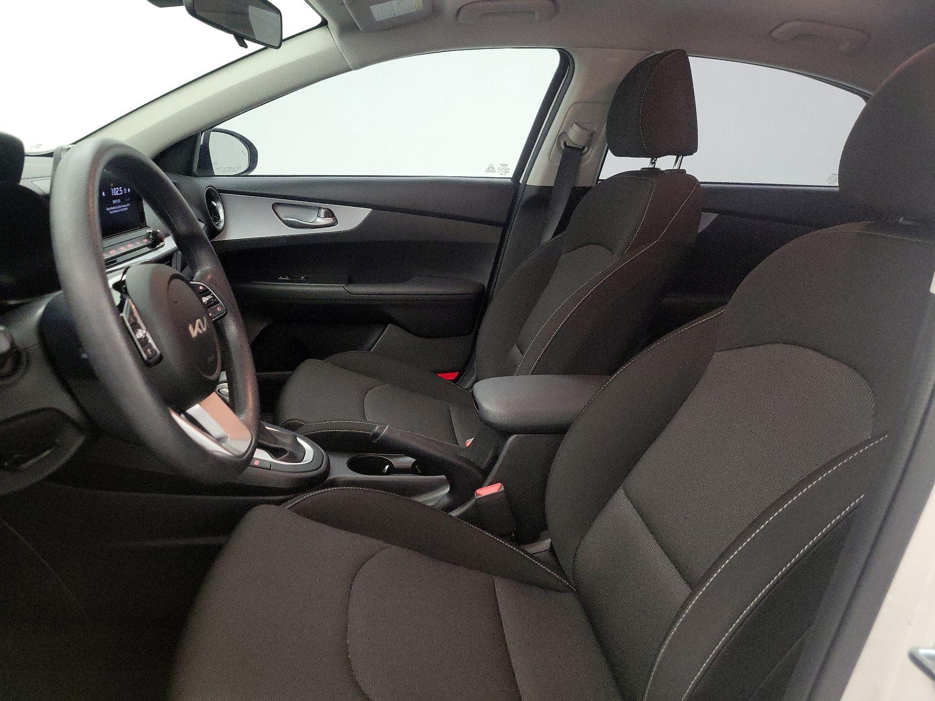 Thumbnail: 2023 Kia Forte - 11