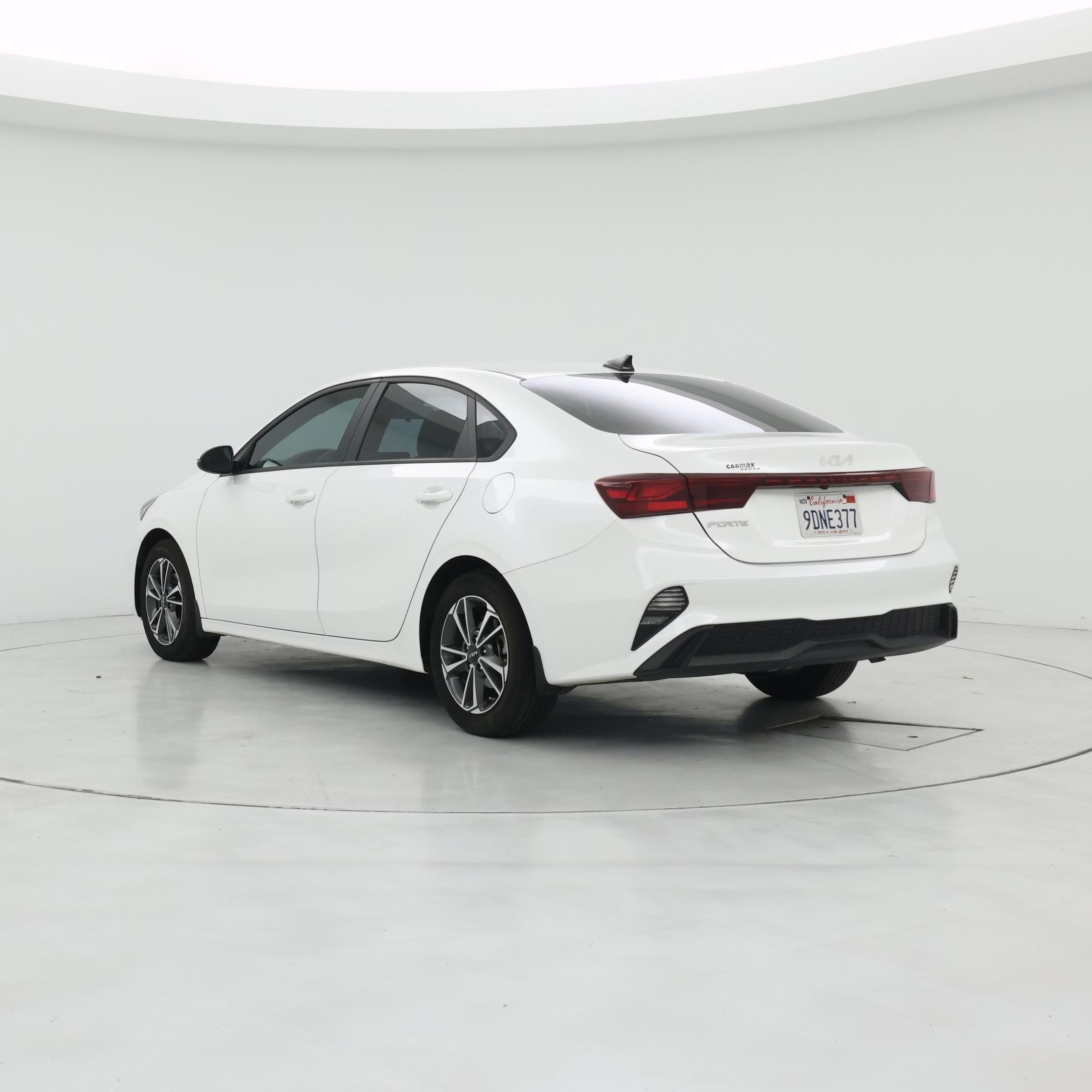 Thumbnail: 2023 Kia Forte - 2