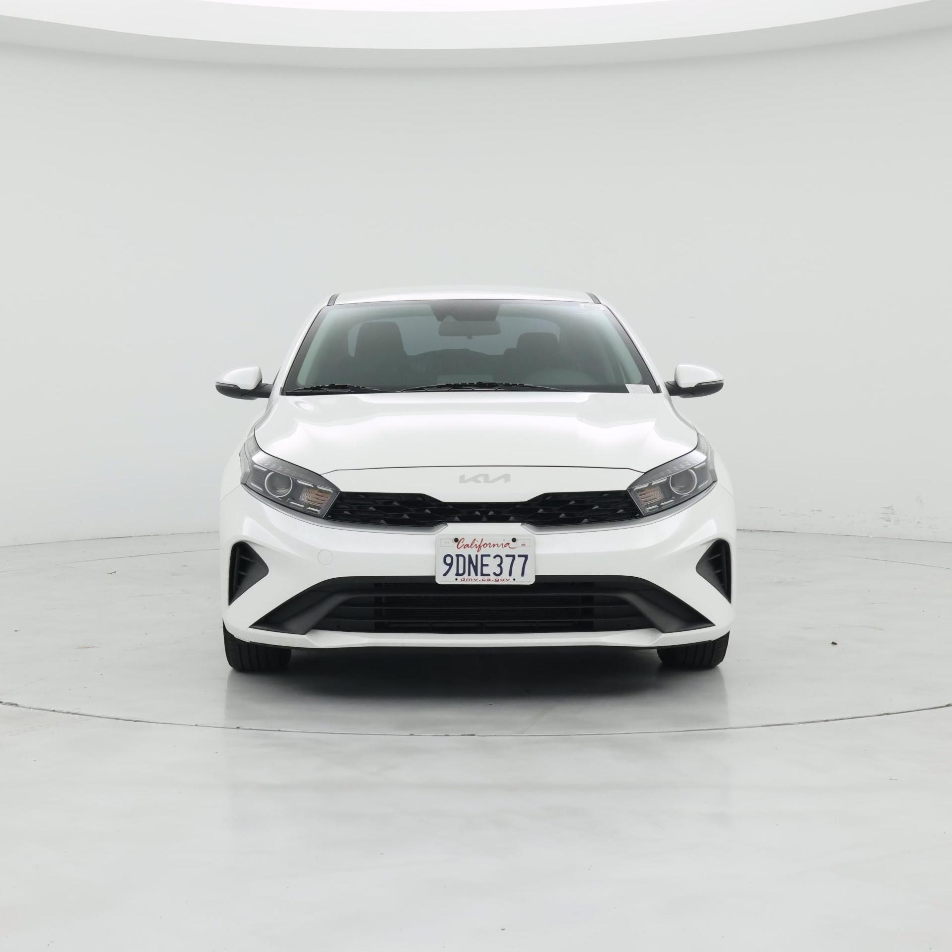 Thumbnail: 2023 Kia Forte - 5