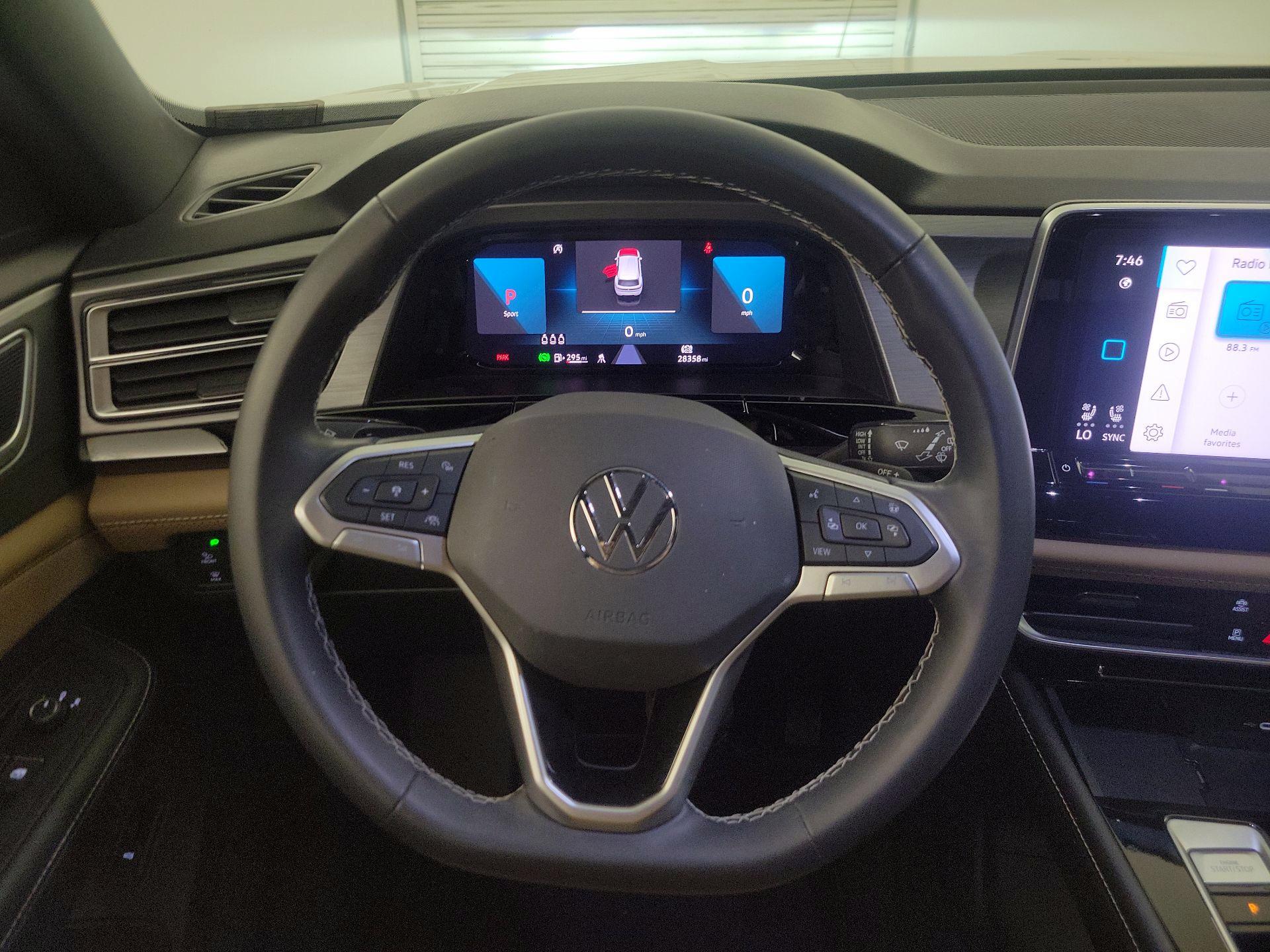 Thumbnail: 2024 Volkswagen Atlas - 10