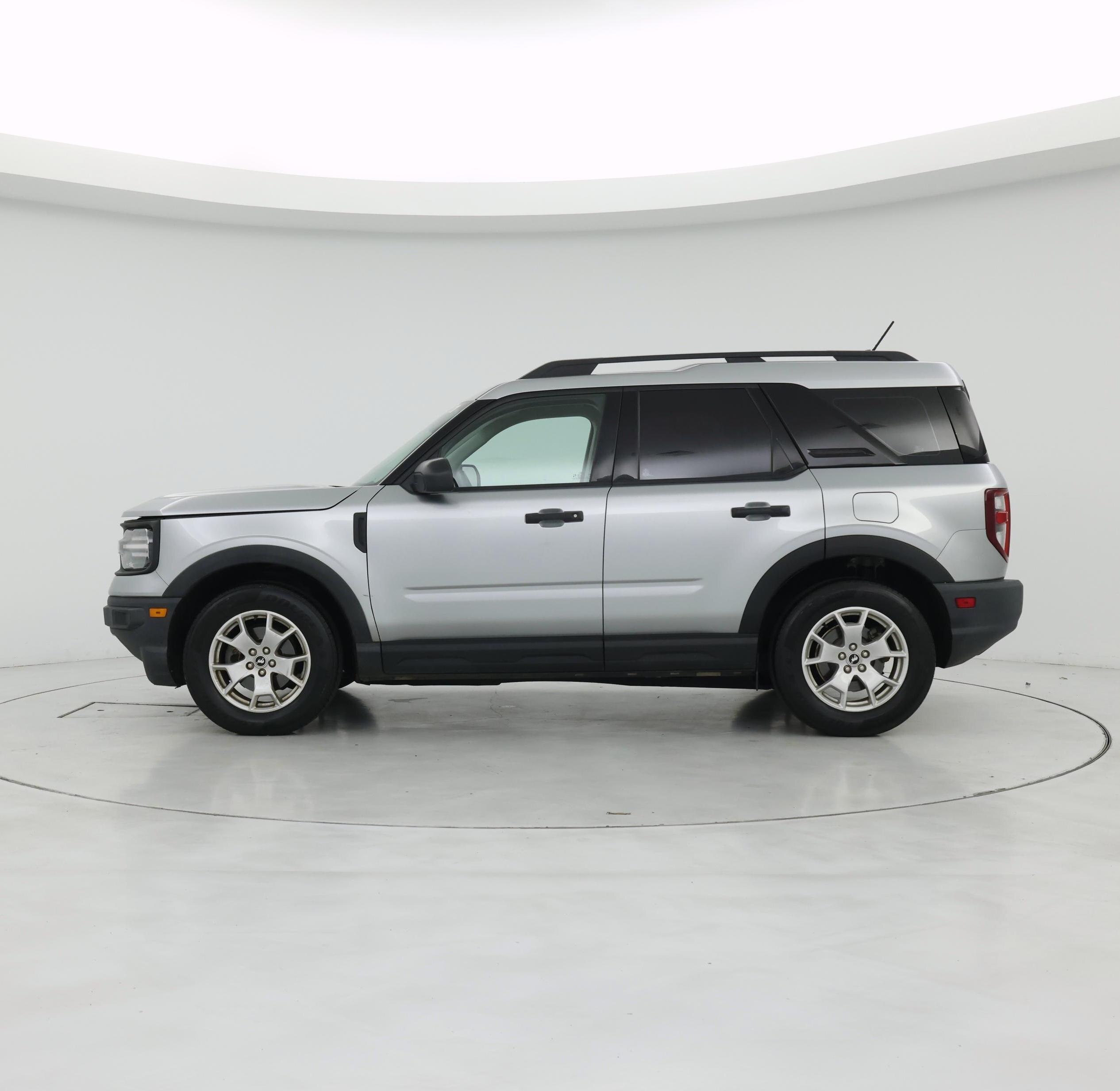 Thumbnail: 2021 Ford Bronco Sport - 3