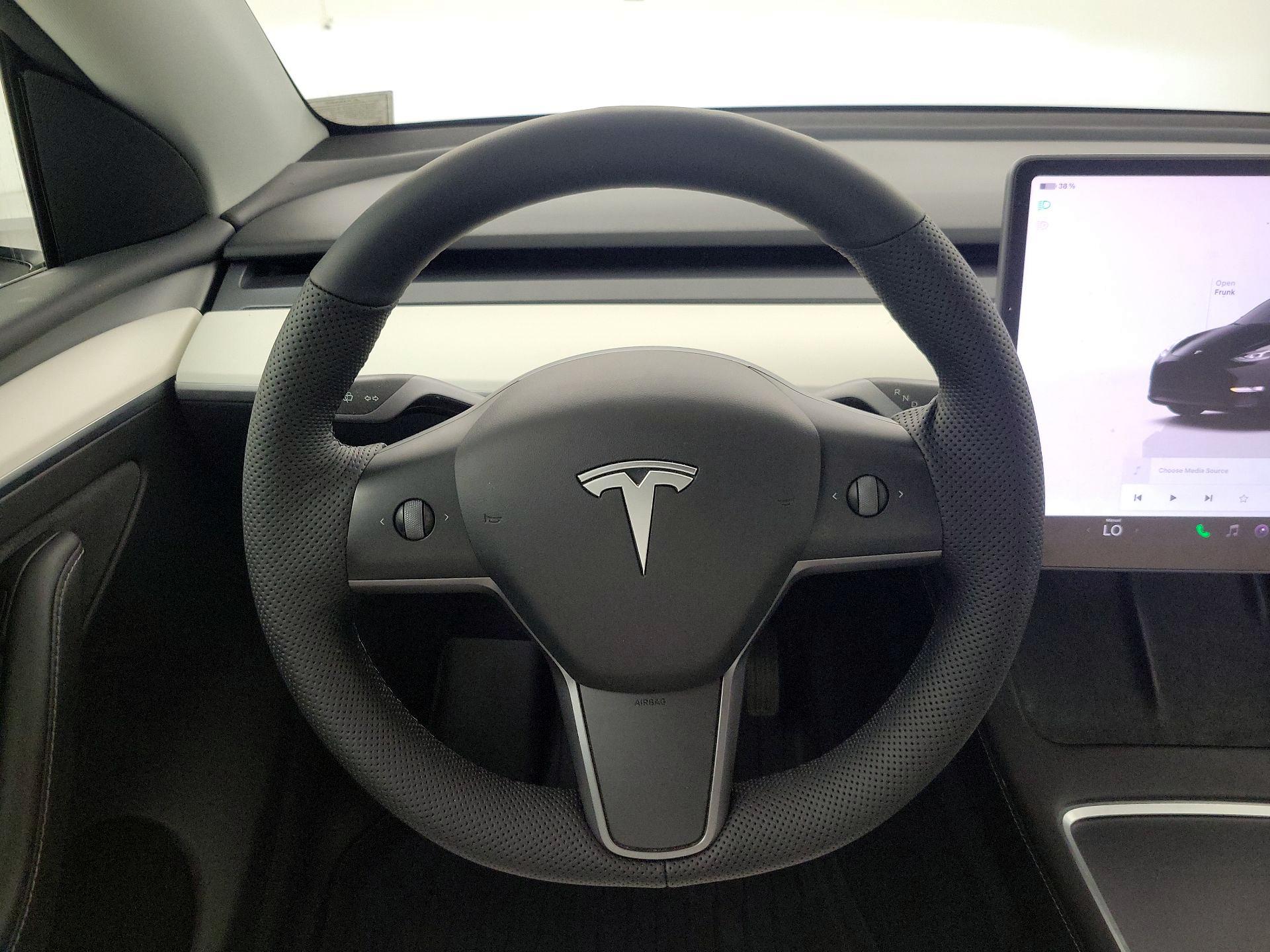 Thumbnail: 2022 Tesla Model Y - 10