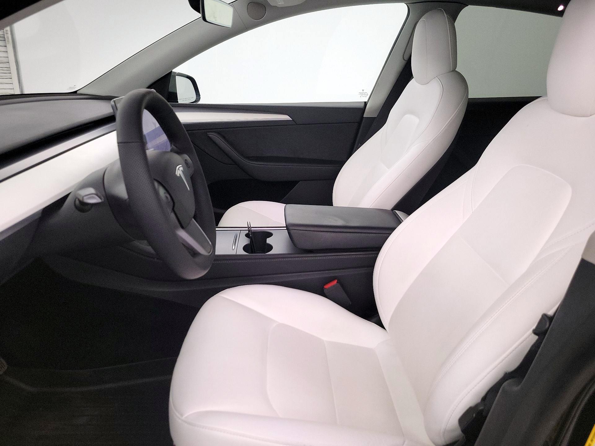 Thumbnail: 2022 Tesla Model Y - 11