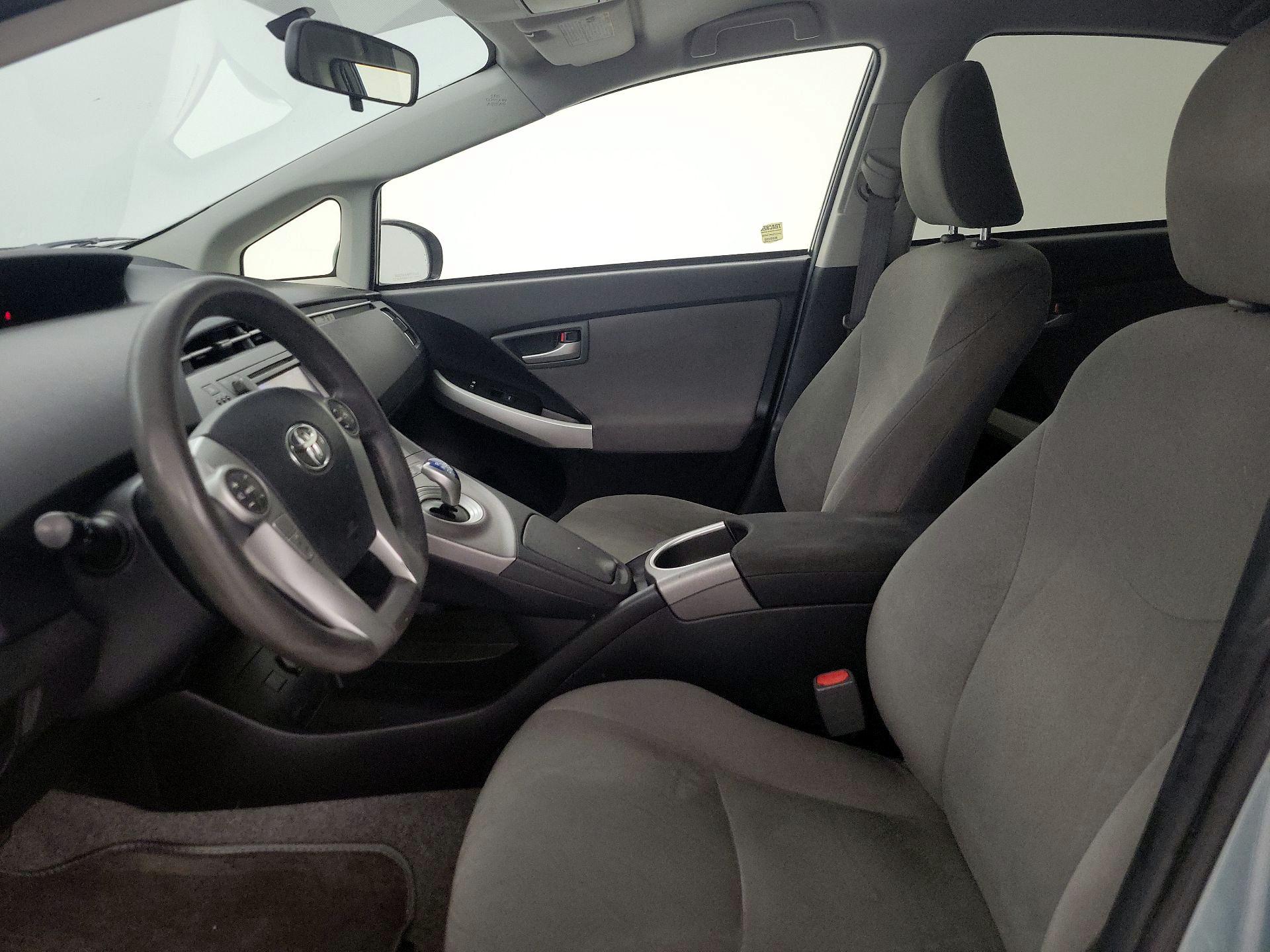 Thumbnail: 2015 Toyota Prius - 11