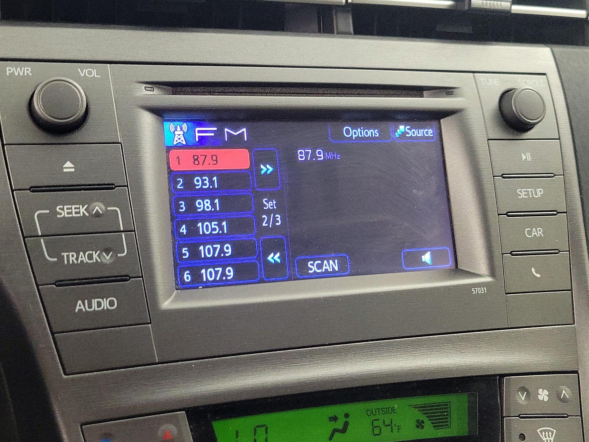 Thumbnail: 2015 Toyota Prius - 15
