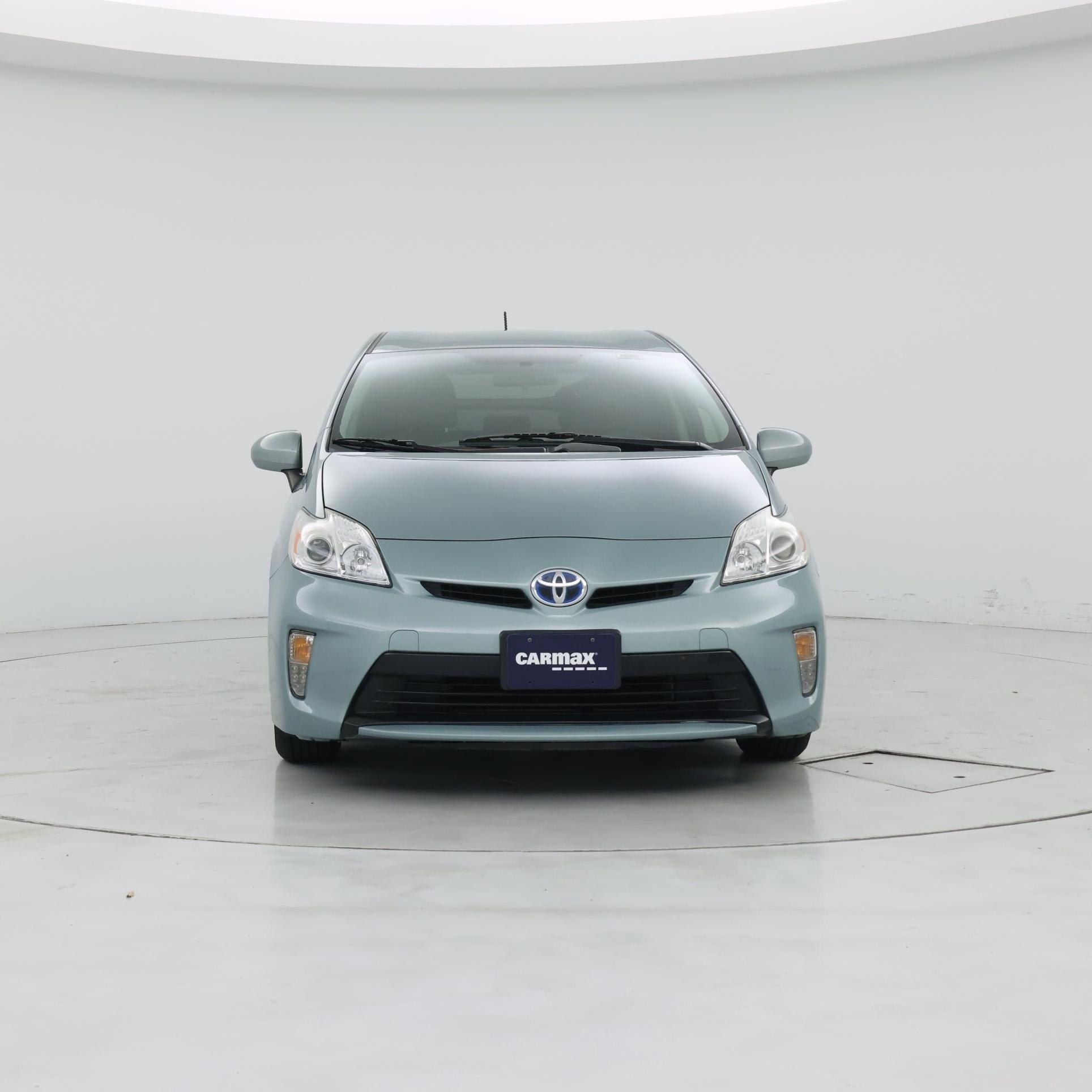 Thumbnail: 2015 Toyota Prius - 5
