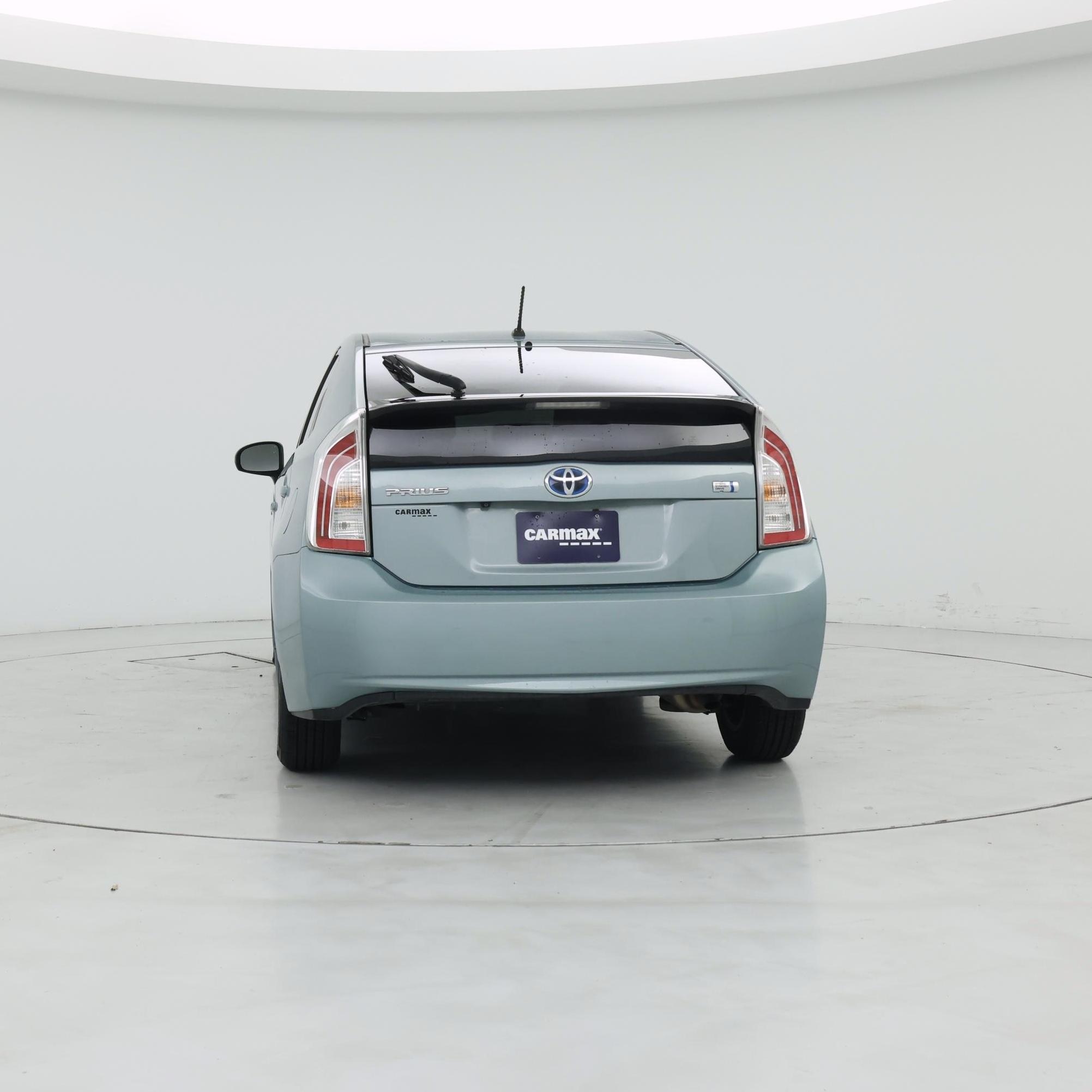 Thumbnail: 2015 Toyota Prius - 6