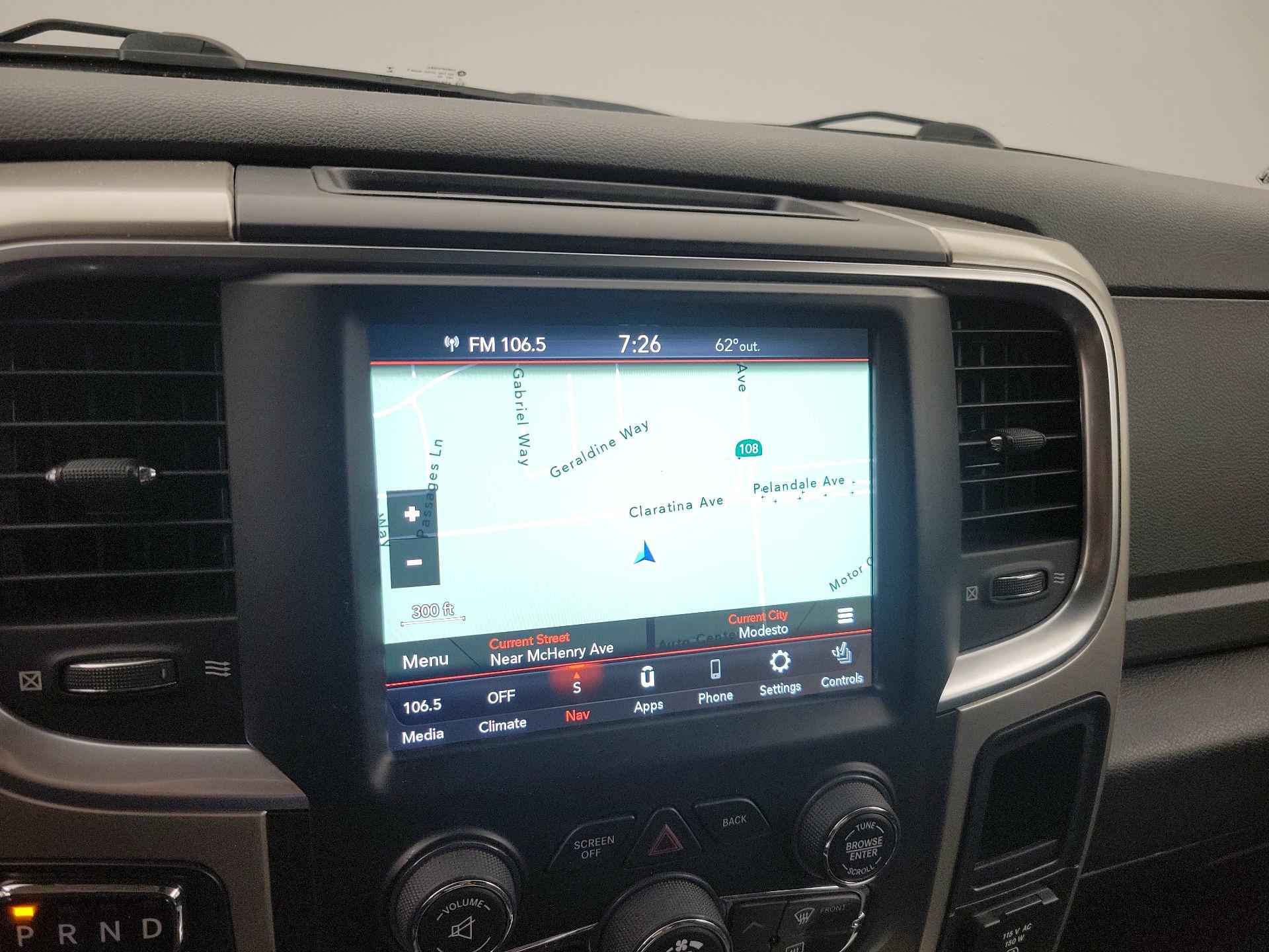Thumbnail: 2020 RAM 1500 Classic - 14