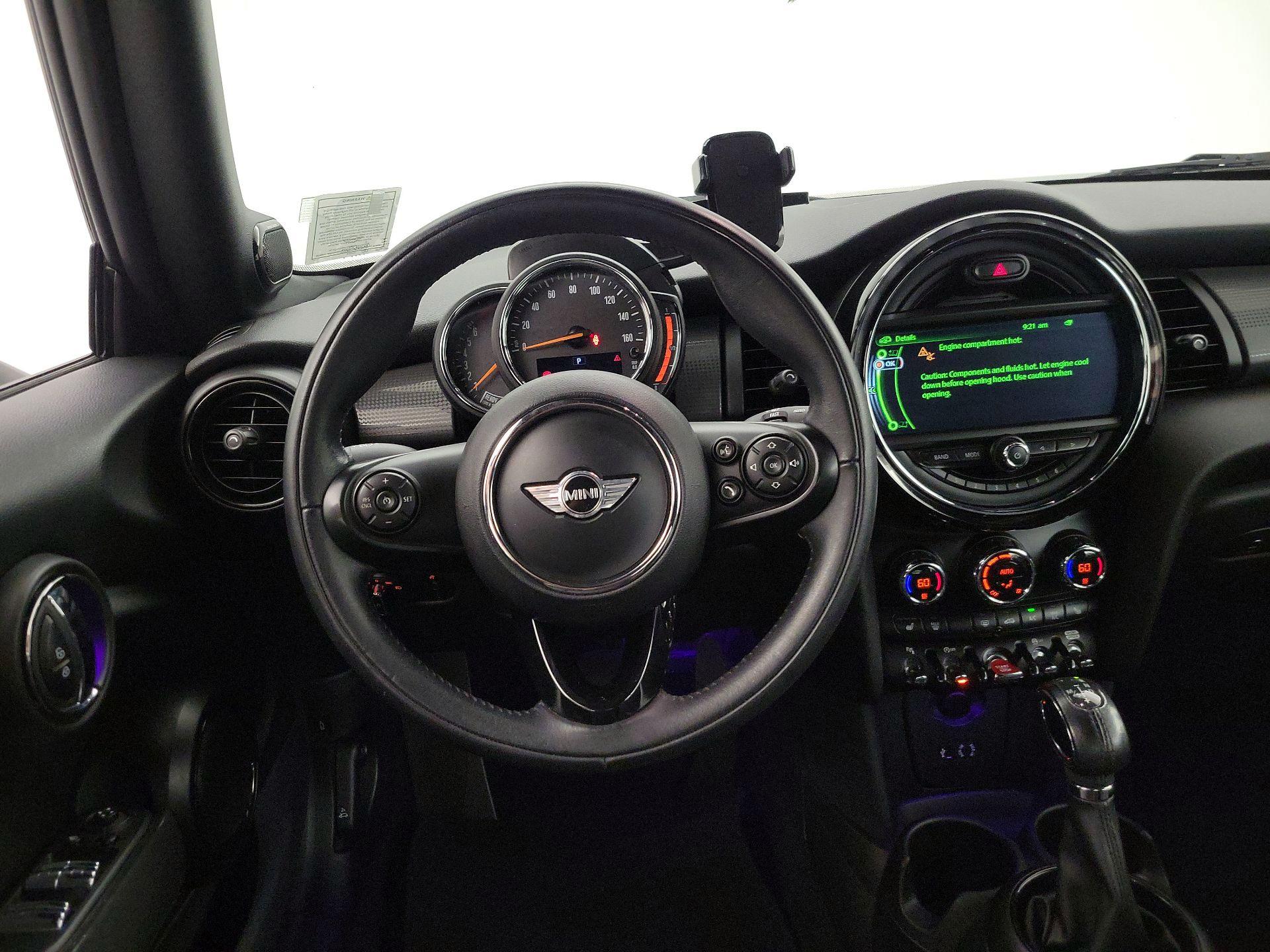 Thumbnail: 2018 MINI Cooper - 10