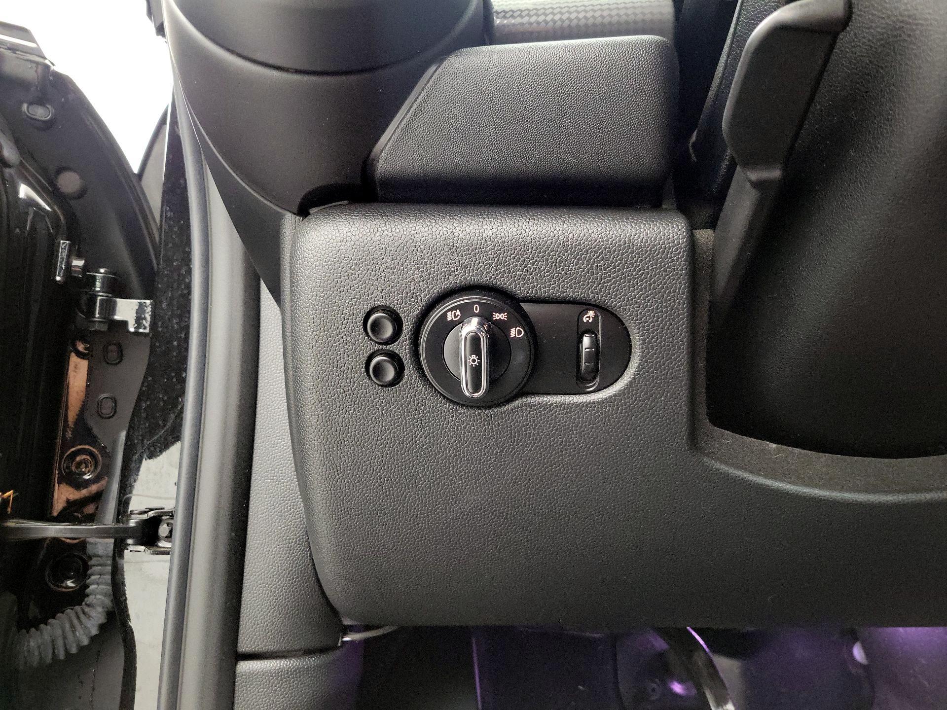 Thumbnail: 2018 MINI Cooper - 13