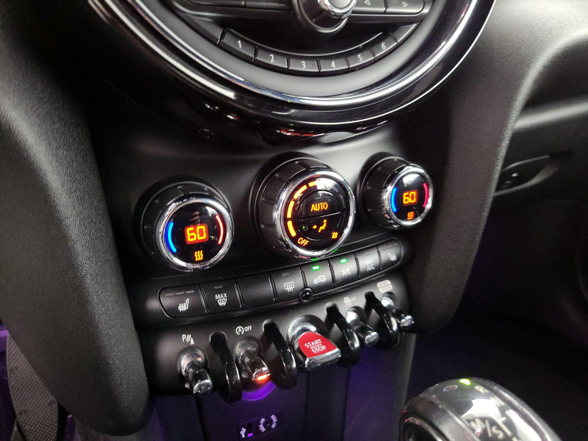 Thumbnail: 2018 MINI Cooper - 15