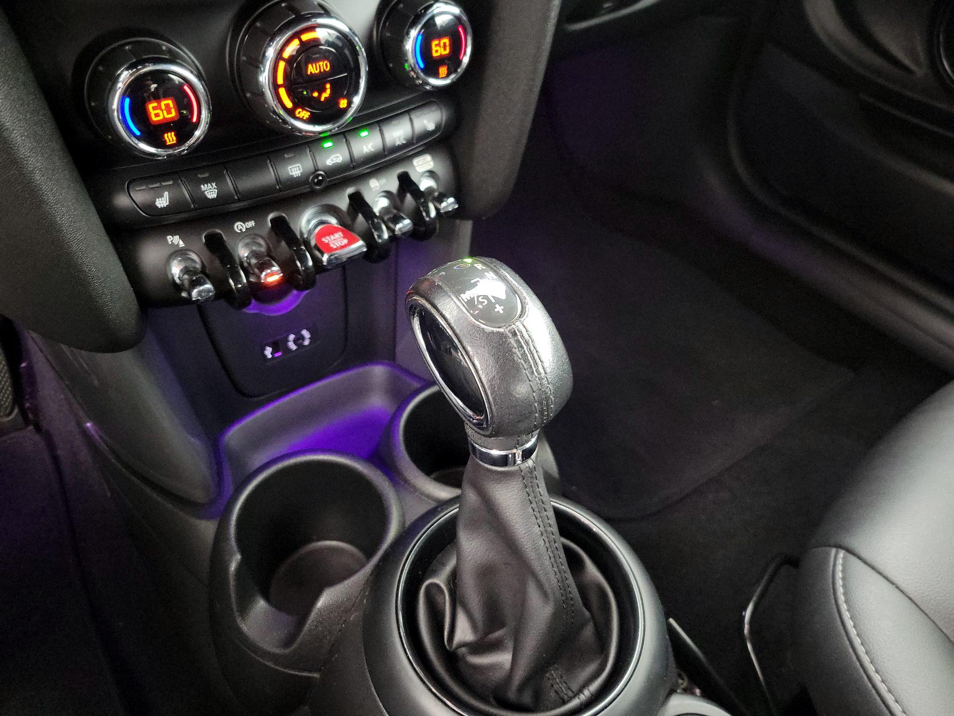 Thumbnail: 2018 MINI Cooper - 16
