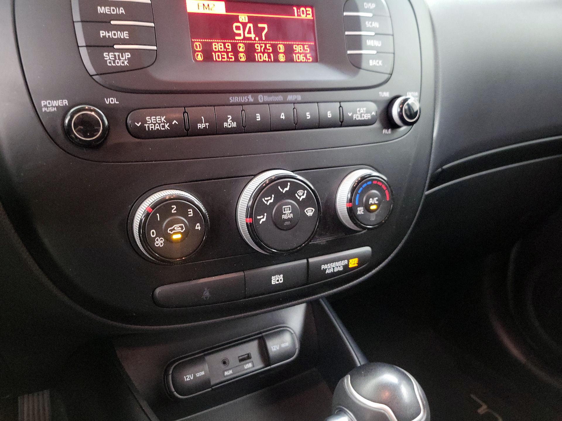 Thumbnail: 2014 Kia Soul - 15
