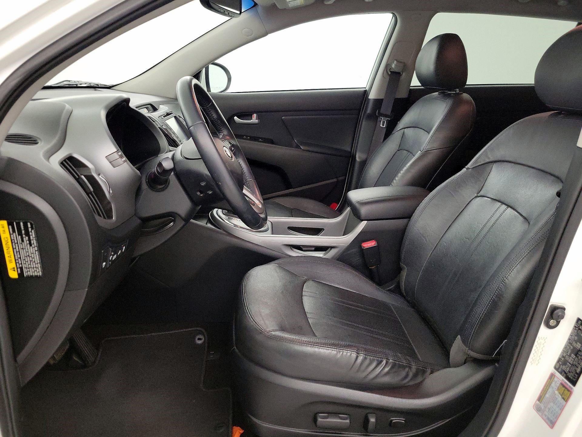 Thumbnail: 2015 Kia Sportage - 9