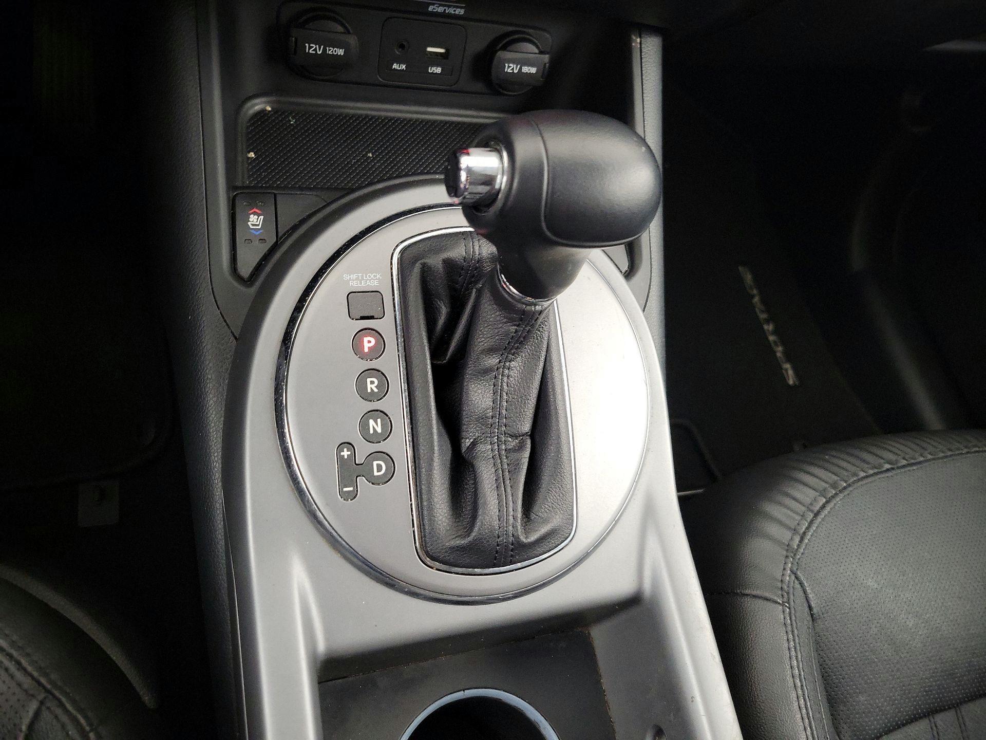 Thumbnail: 2015 Kia Sportage - 16