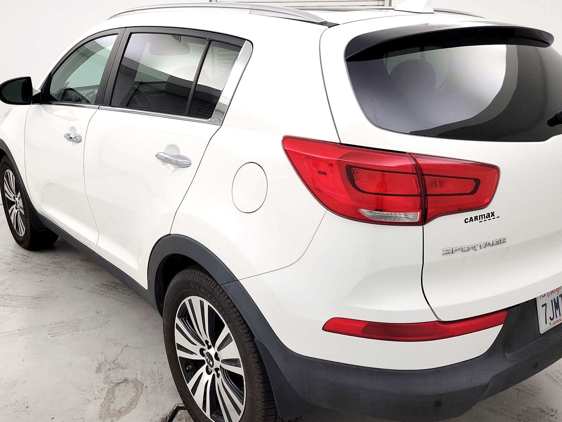 Thumbnail: 2015 Kia Sportage - 7