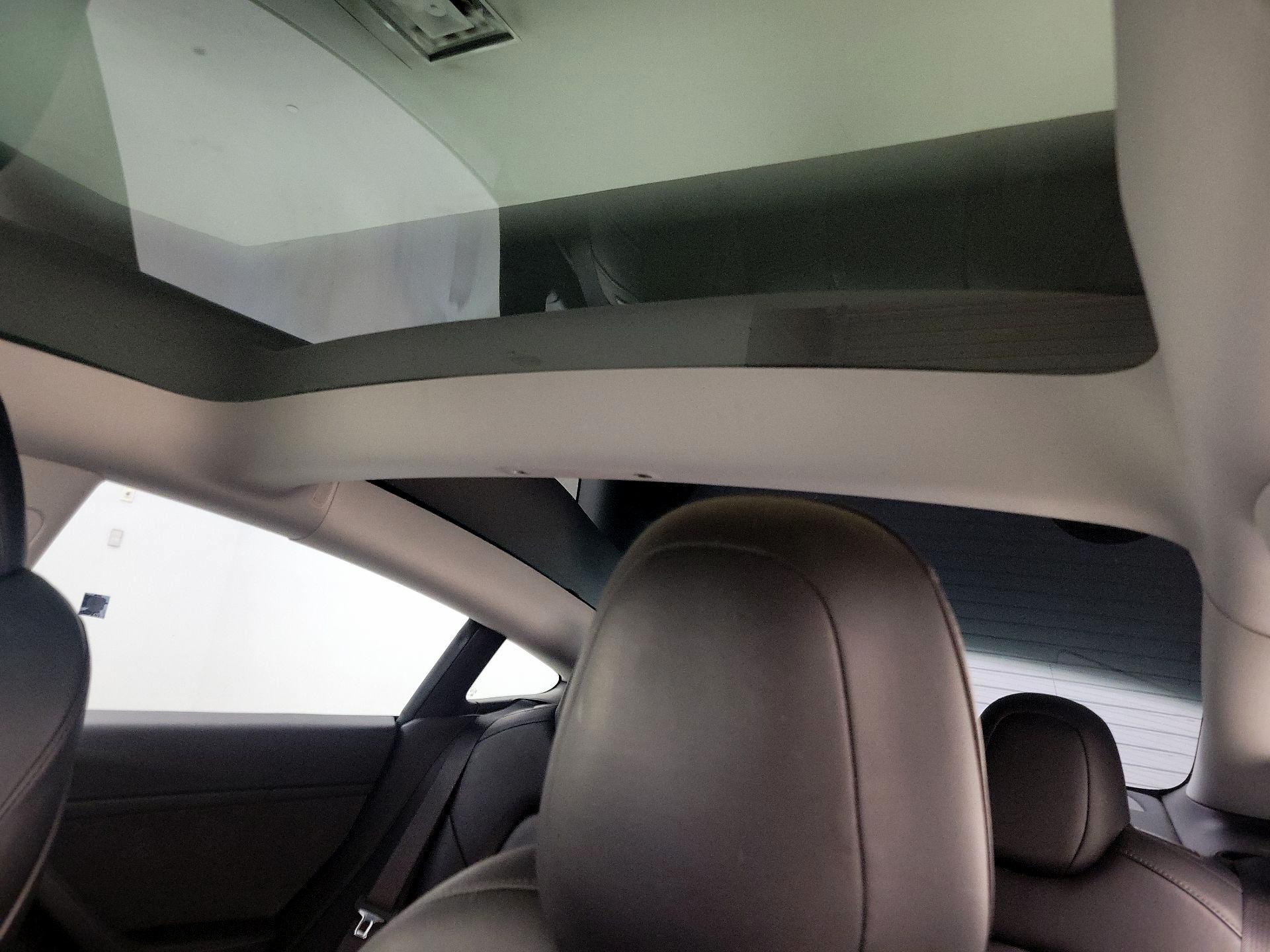 Thumbnail: 2021 Tesla Model 3 - 18