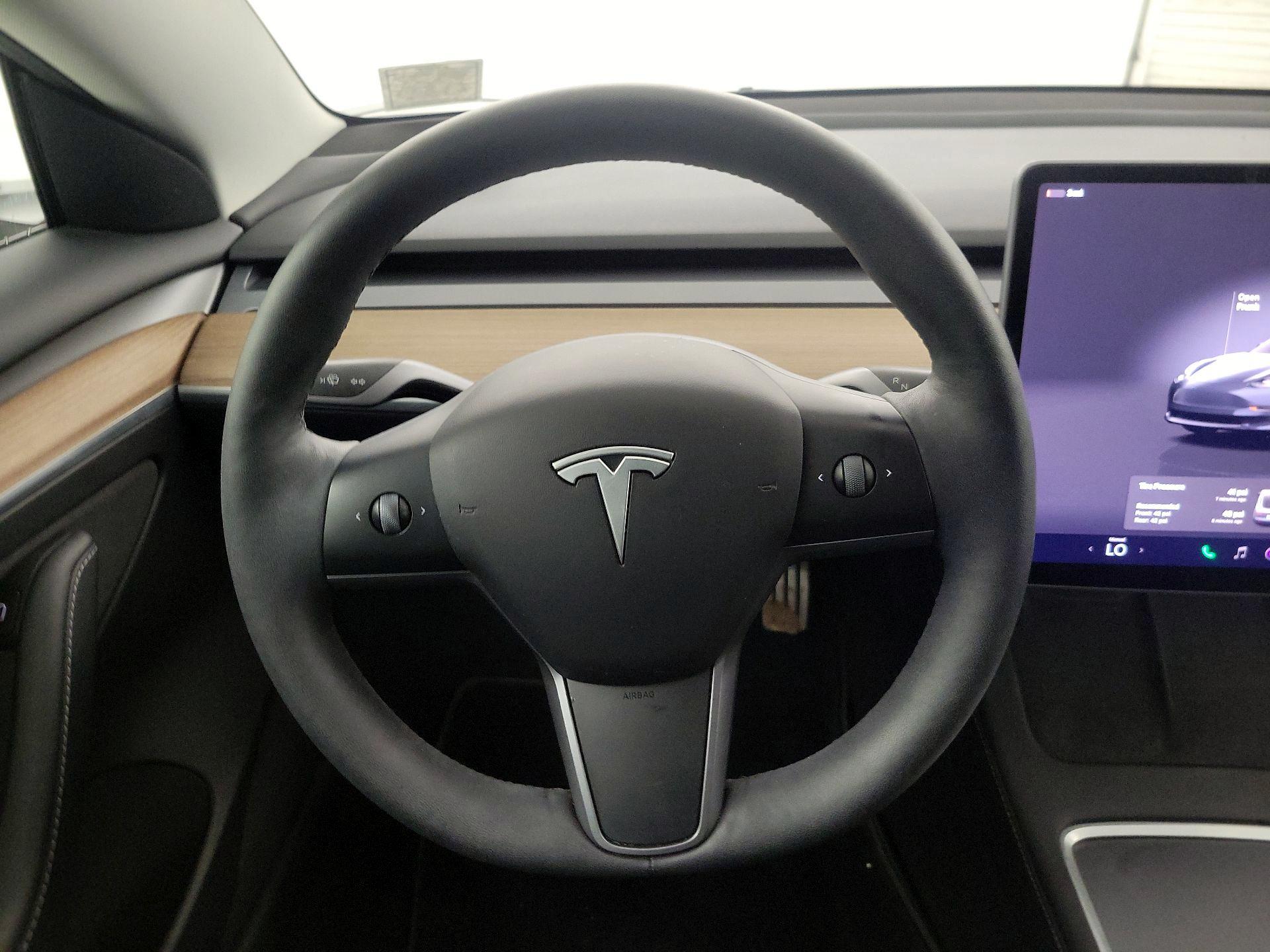 Thumbnail: 2022 Tesla Model 3 - 10