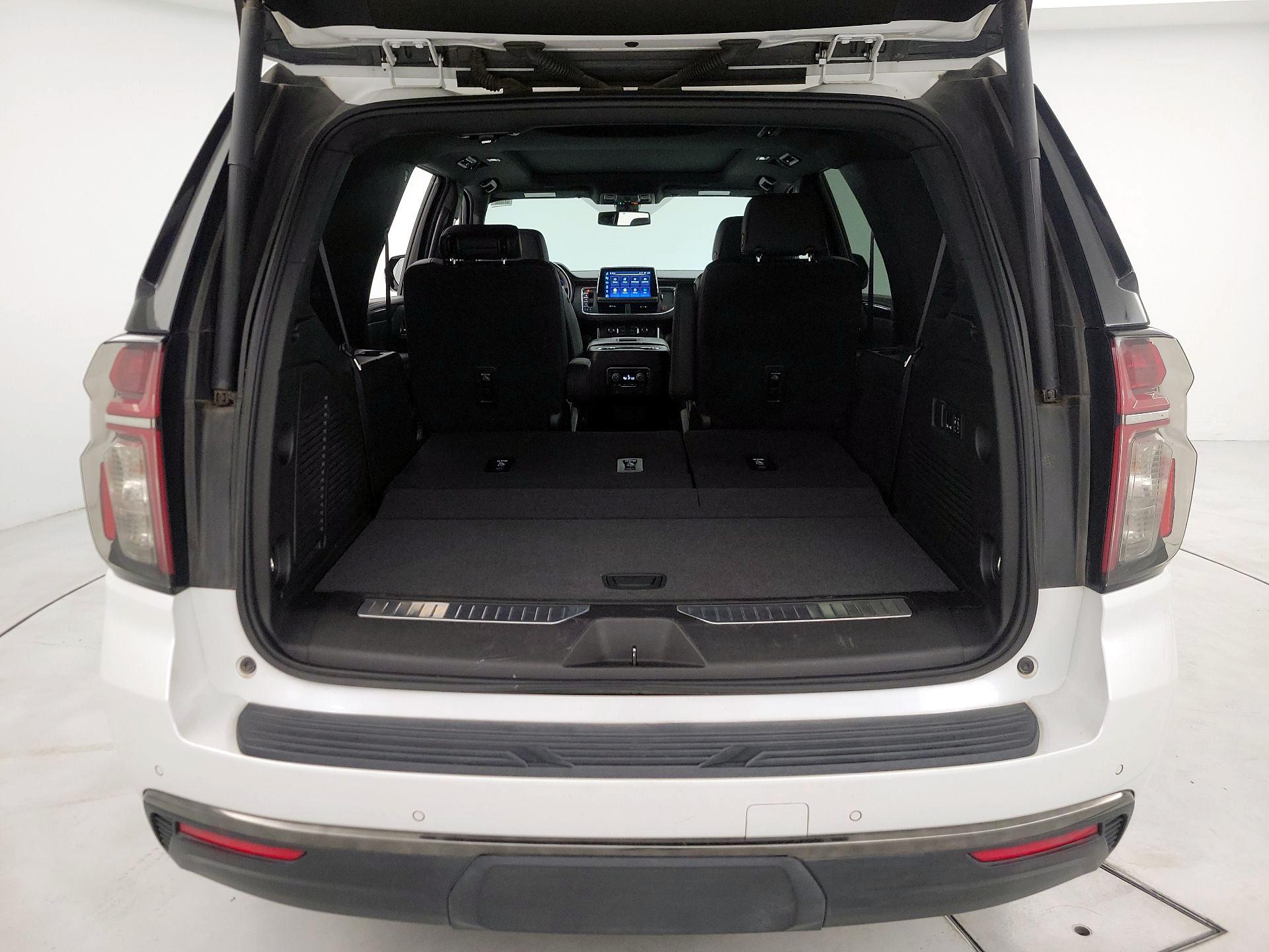 Thumbnail: 2022 Chevrolet Tahoe - 20