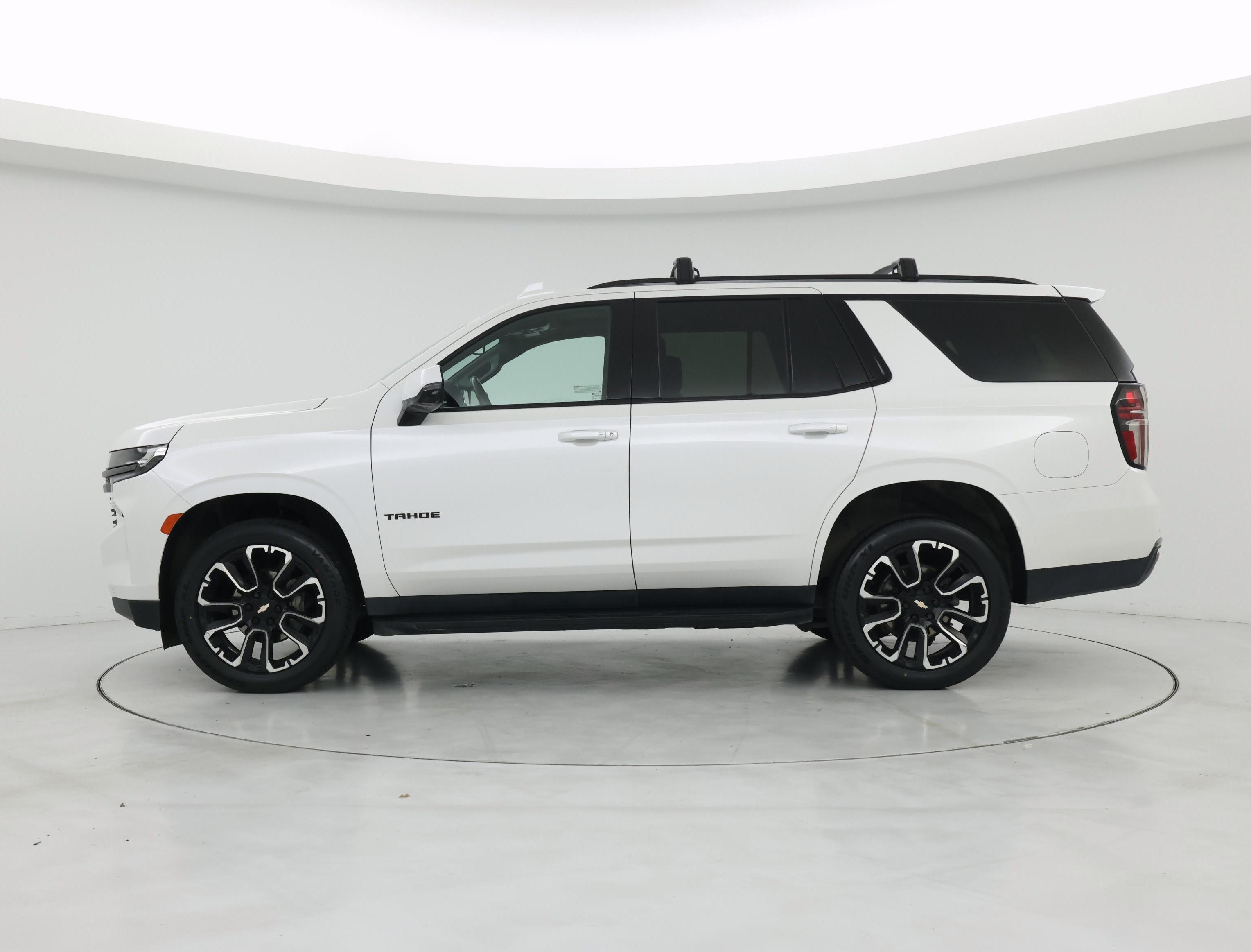 Thumbnail: 2022 Chevrolet Tahoe - 3