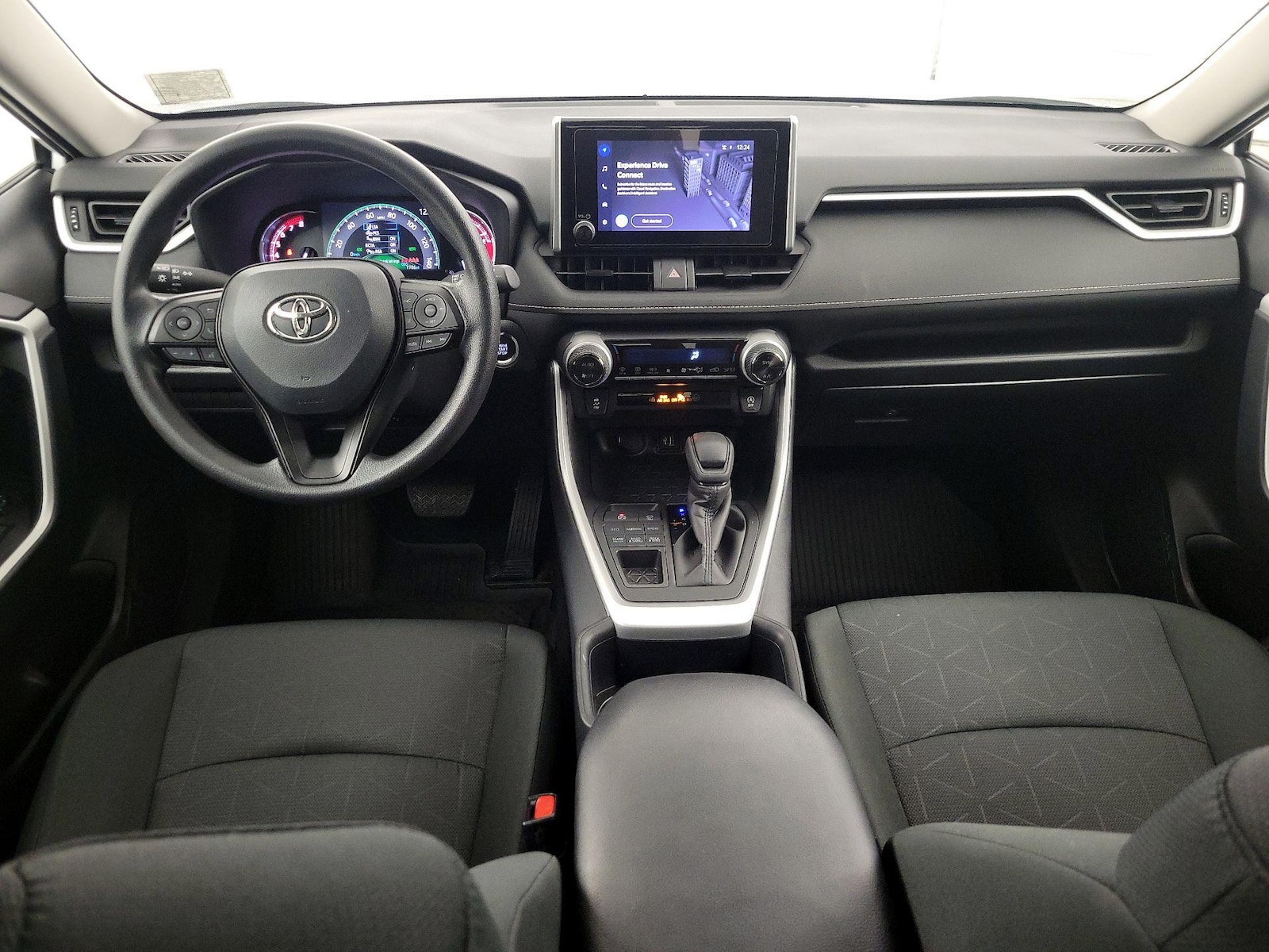 2025 Toyota RAV4 XLE - Photo 10