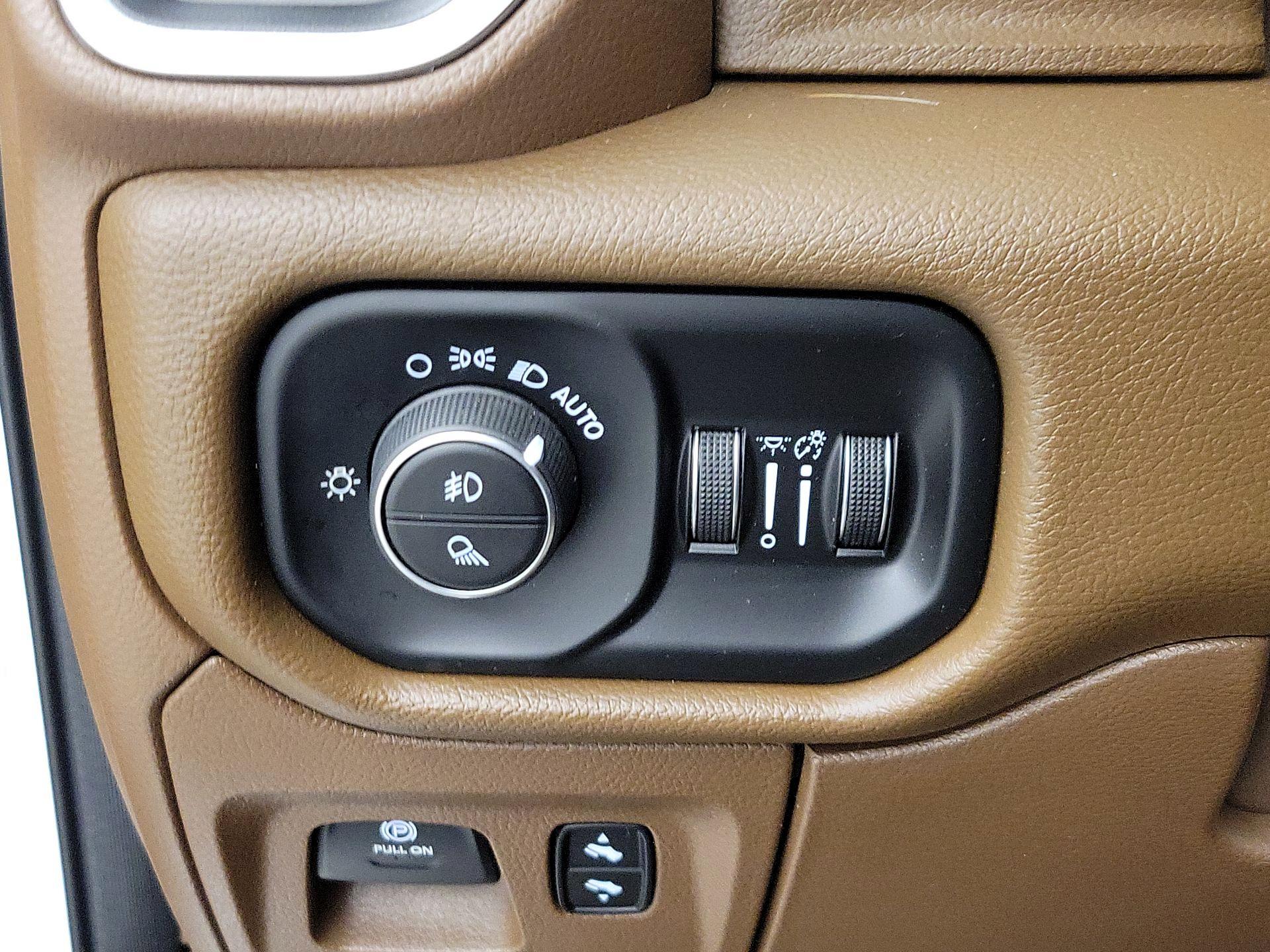 Thumbnail: 2020 RAM 1500 - 13