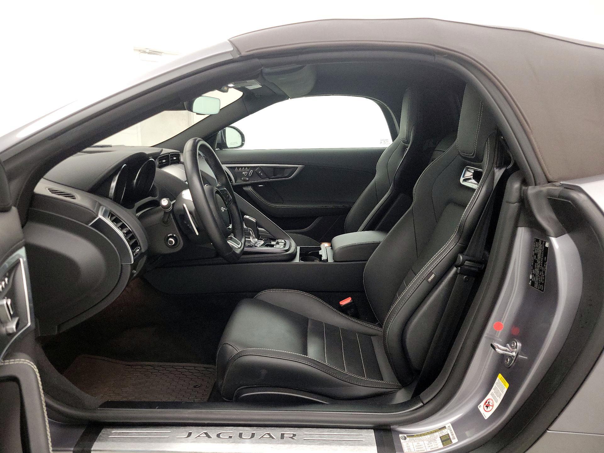 Thumbnail: 2020 Jaguar F-Type - 11
