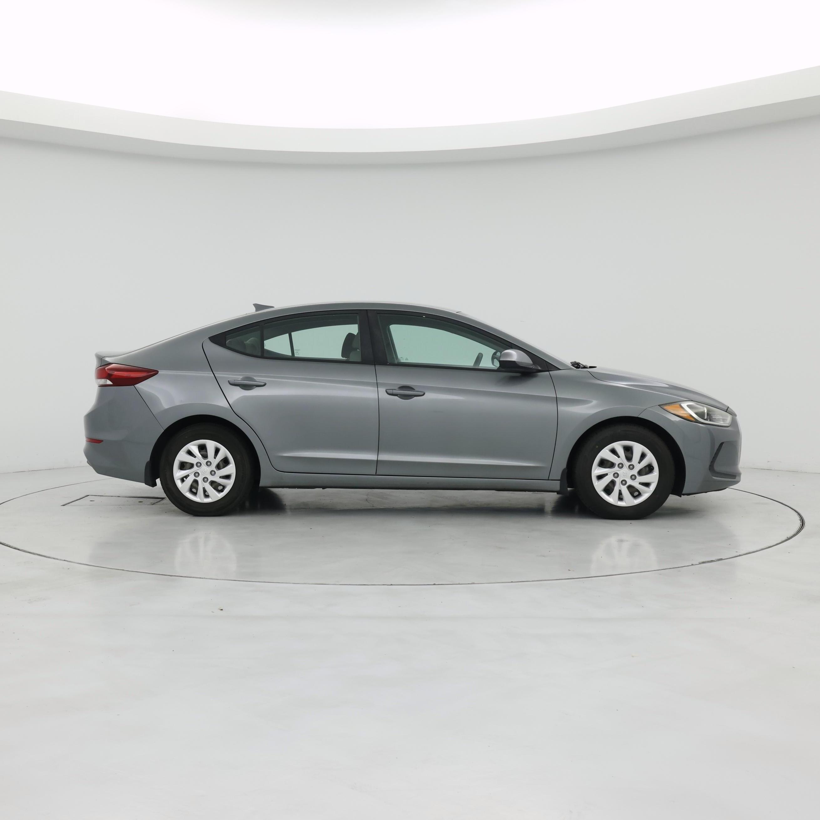 Thumbnail: 2017 Hyundai Elantra - 7