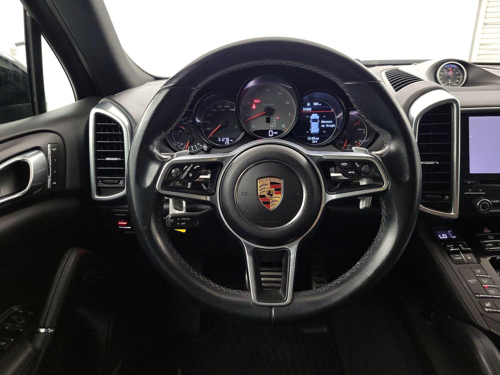 2017 Porsche Cayenne S - Photo 11