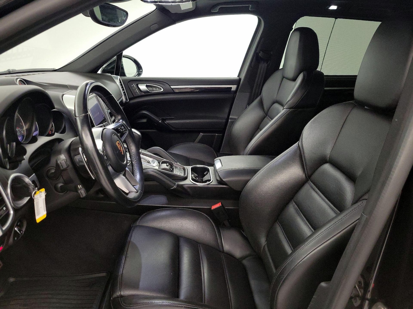 2017 Porsche Cayenne S - Photo 12