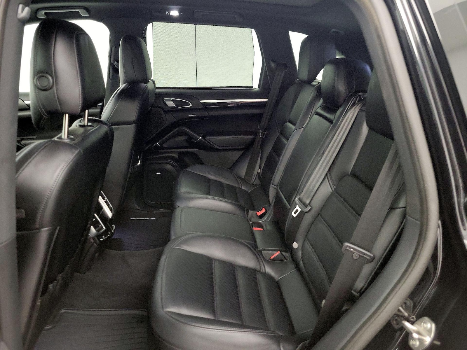 2017 Porsche Cayenne S - Photo 21