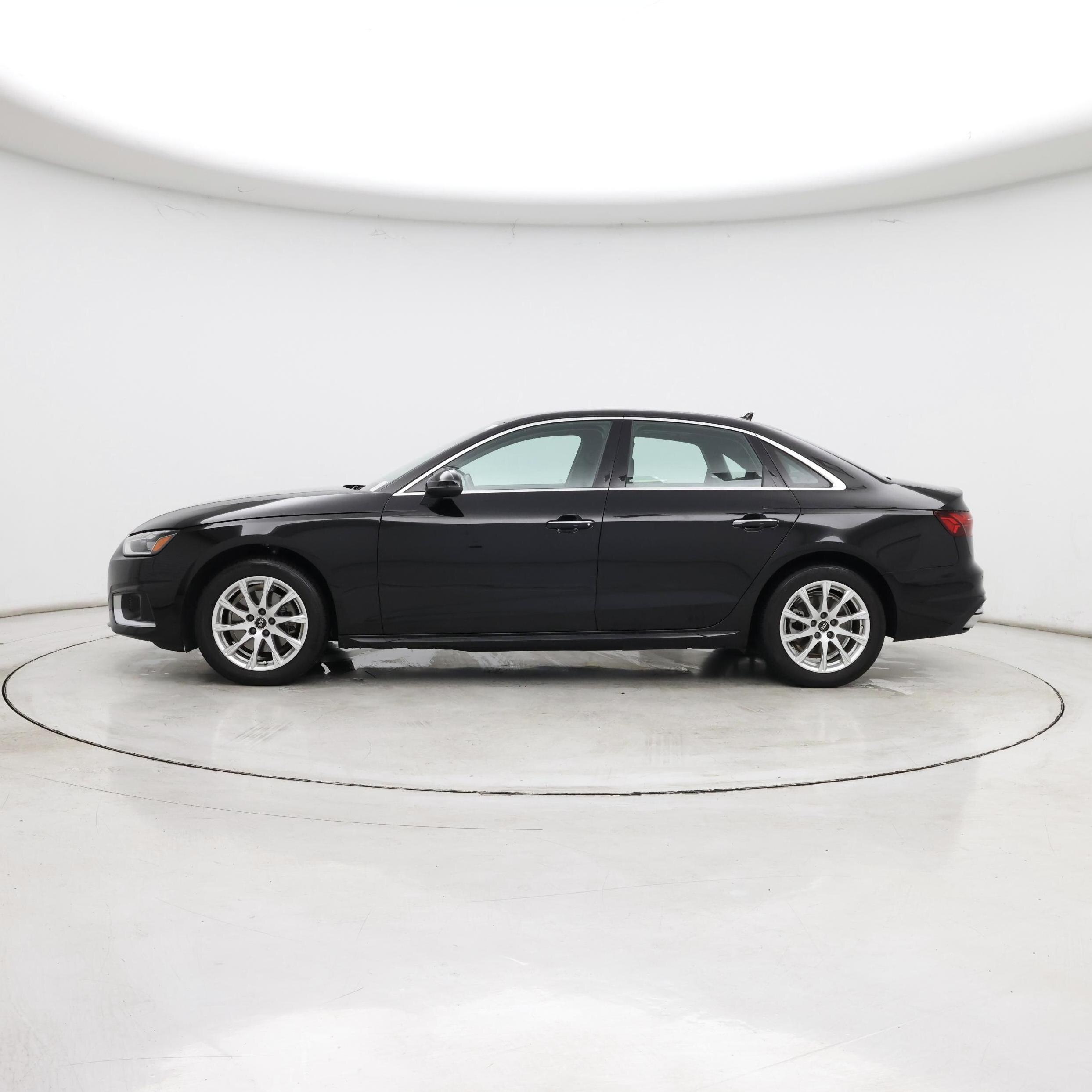 Thumbnail: 2023 Audi A4 - 3