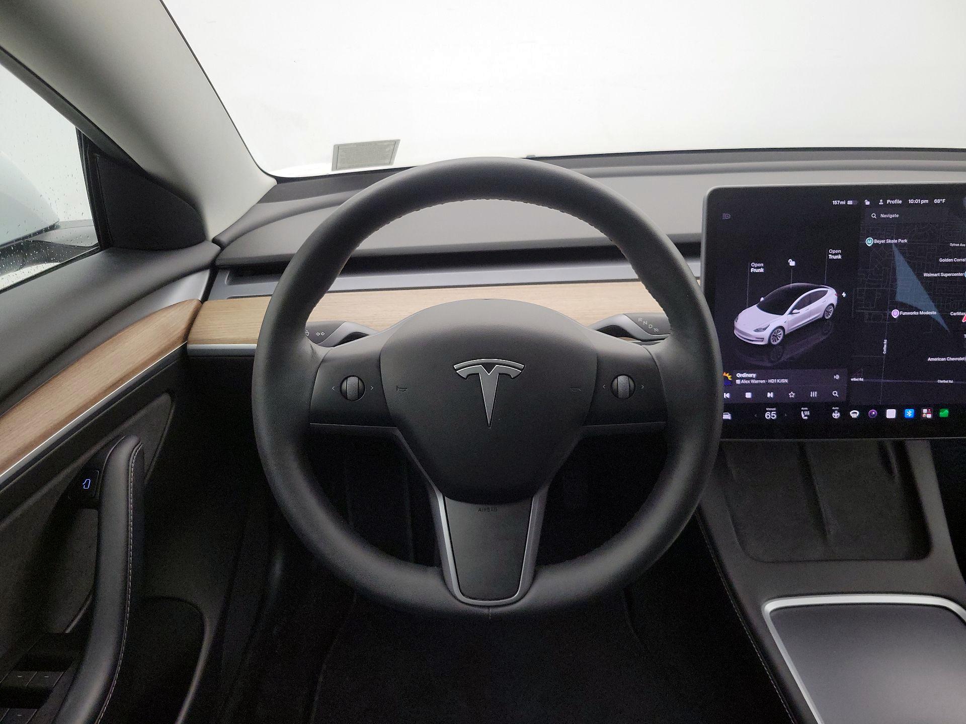 Thumbnail: 2022 Tesla Model 3 - 10