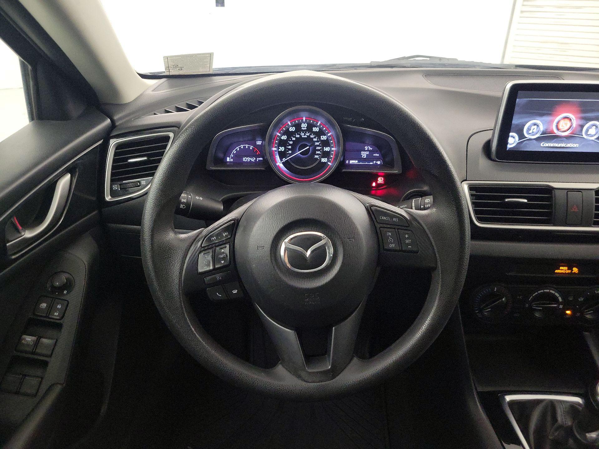 Thumbnail: 2016 Mazda Mazda3 - 10