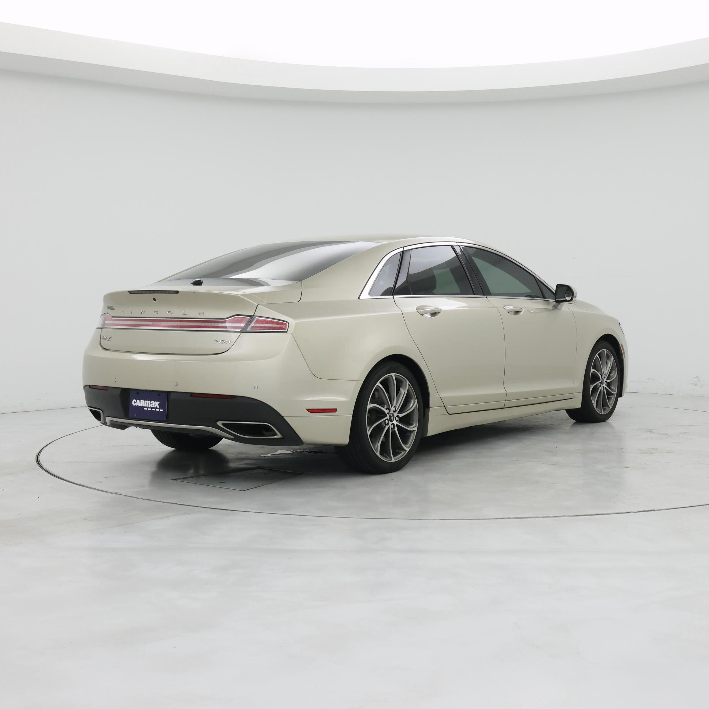 Thumbnail: 2017 Lincoln MKZ - 8