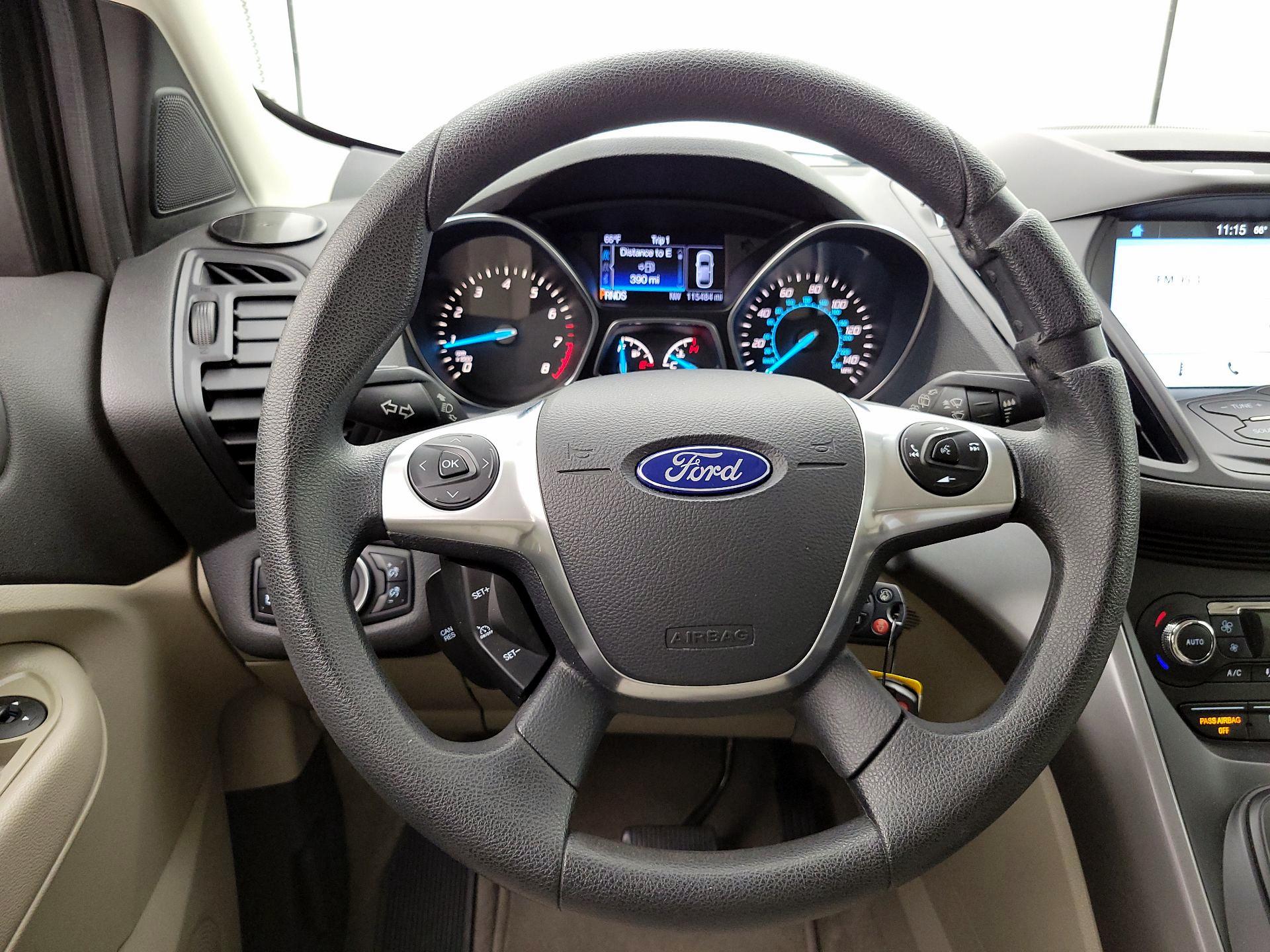Thumbnail: 2016 Ford Escape - 10