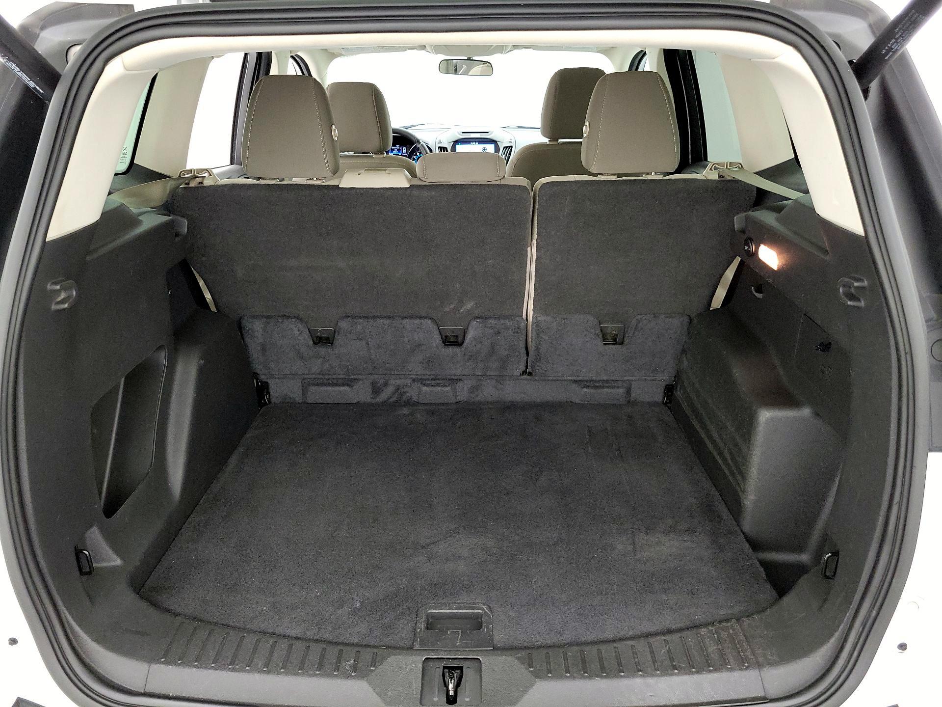 Thumbnail: 2016 Ford Escape - 19
