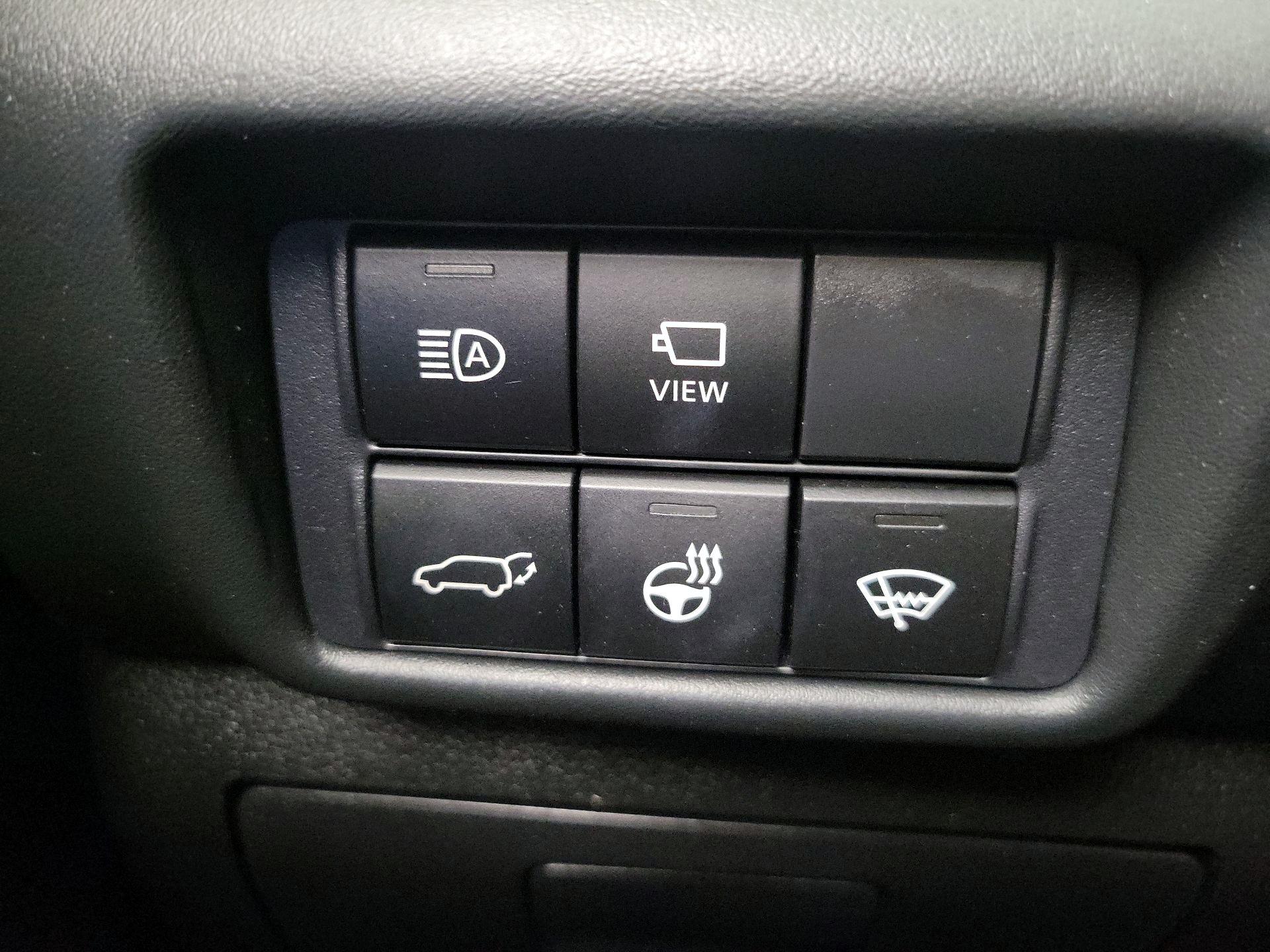 Thumbnail: 2021 Toyota Highlander - 13