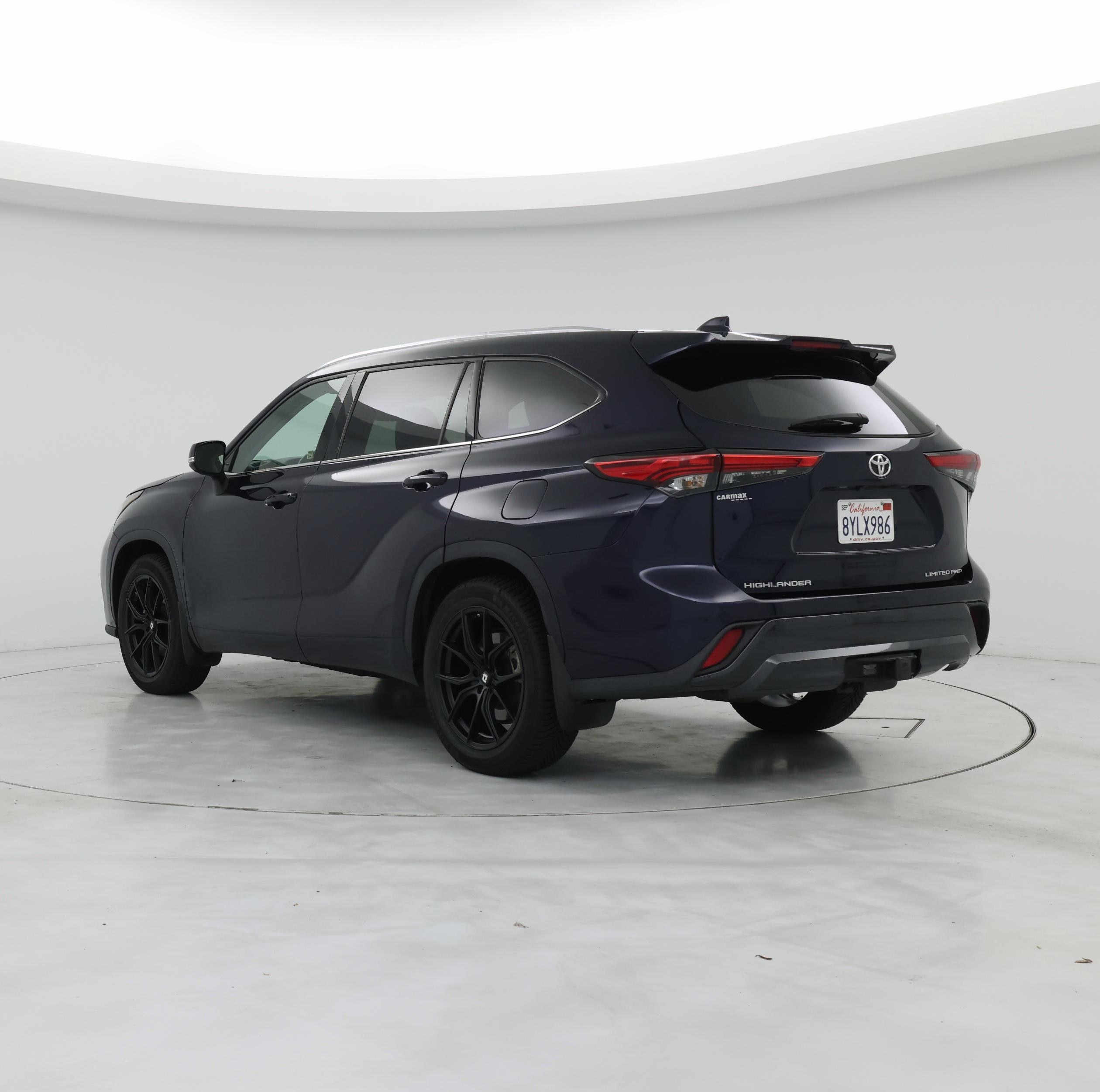 Thumbnail: 2021 Toyota Highlander - 2