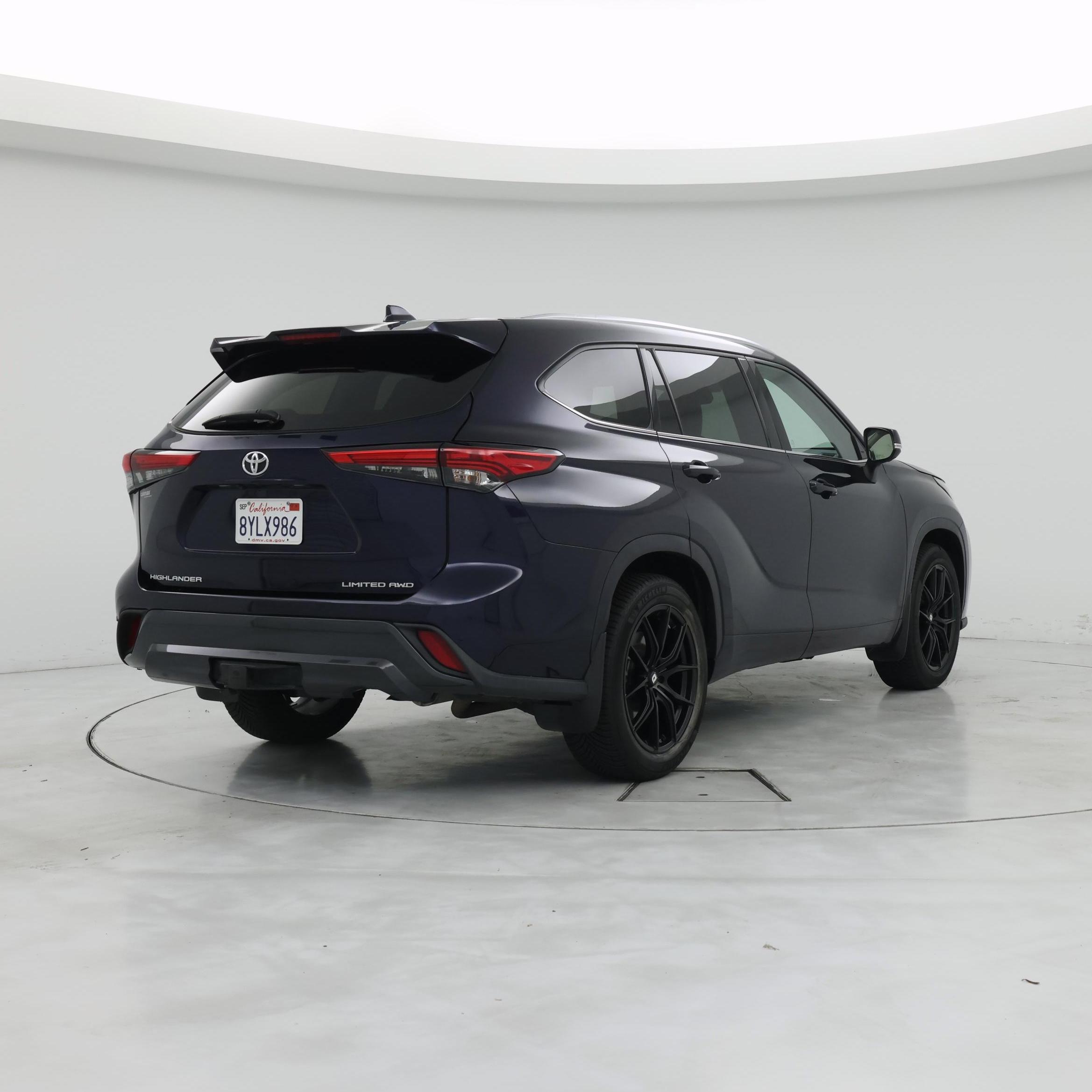 Thumbnail: 2021 Toyota Highlander - 8
