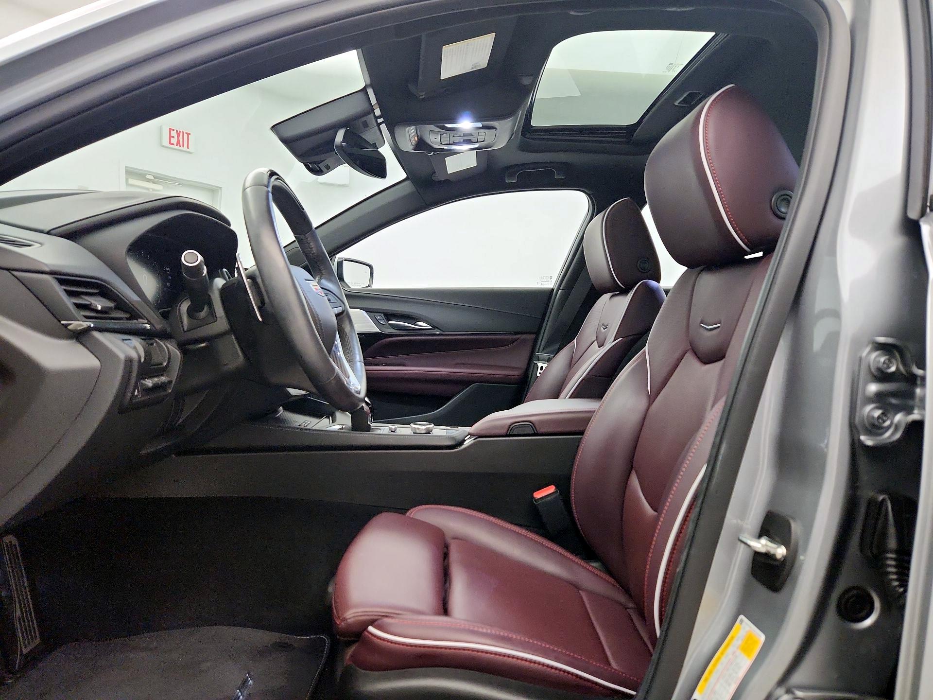 Thumbnail: 2025 Cadillac CT4 - 11