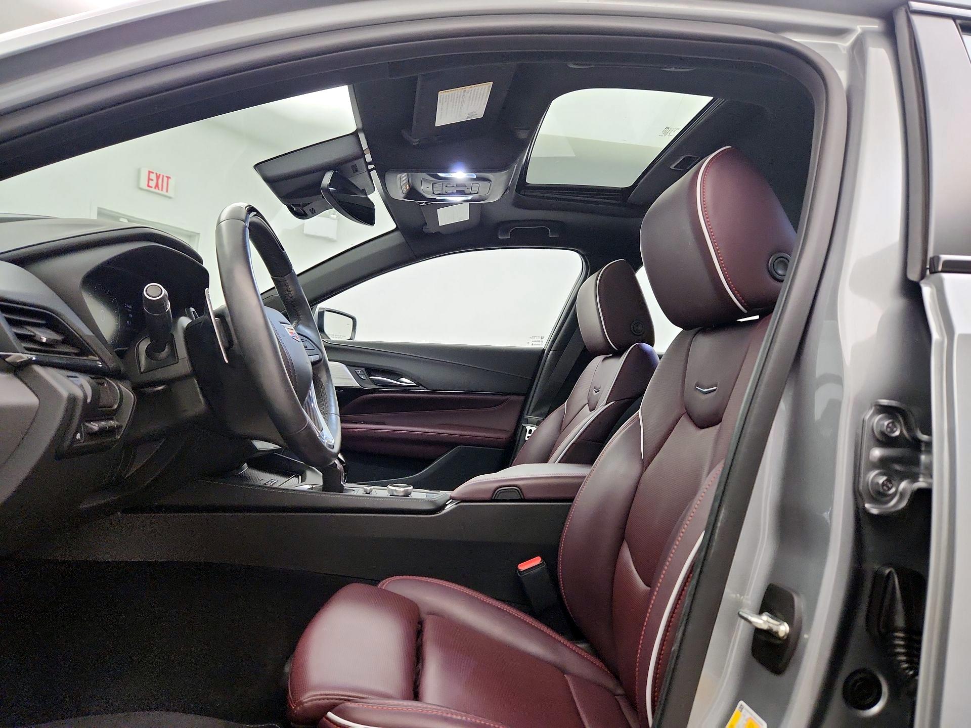 Thumbnail: 2025 Cadillac CT4 - 19