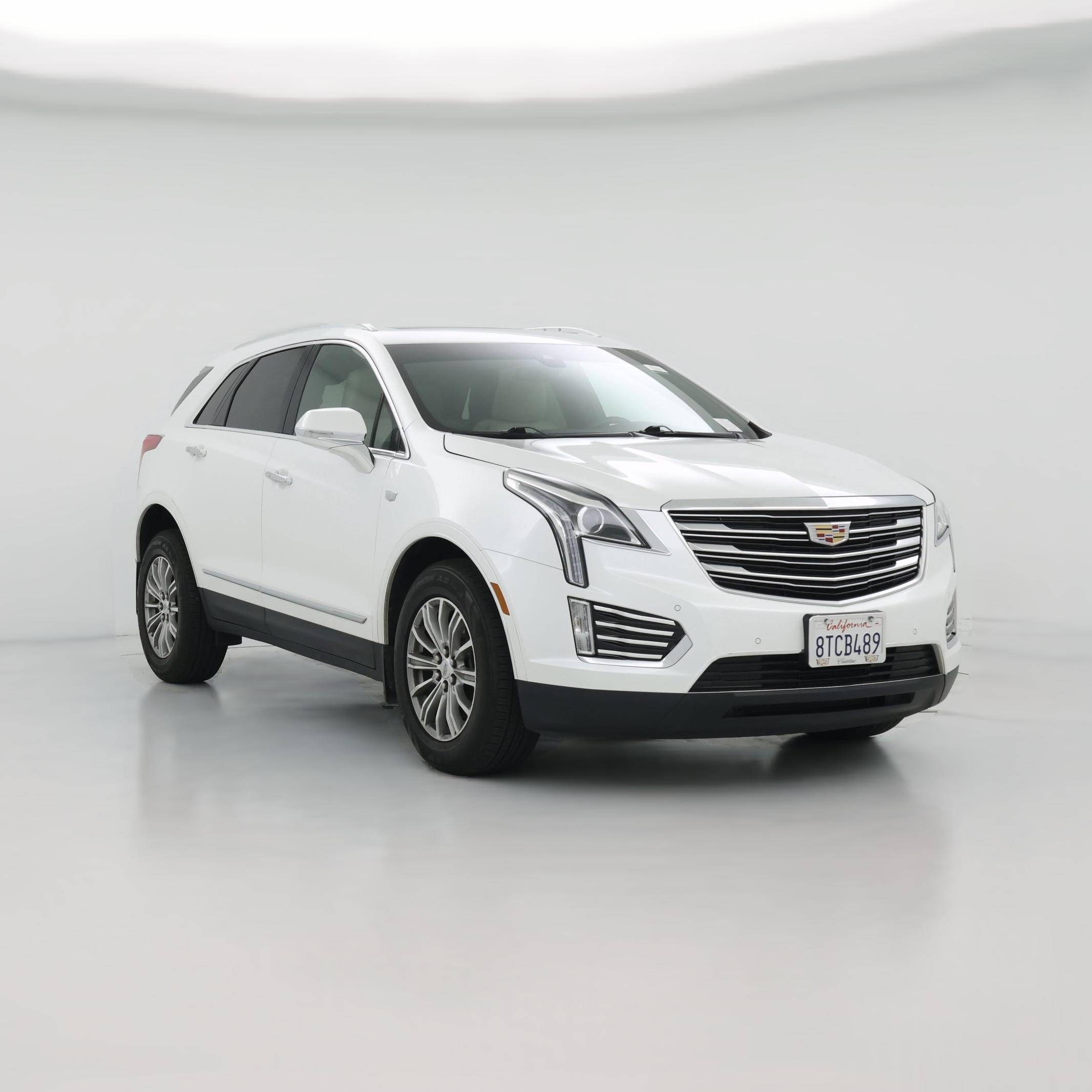 Thumbnail: 2017 Cadillac XT5 - 1
