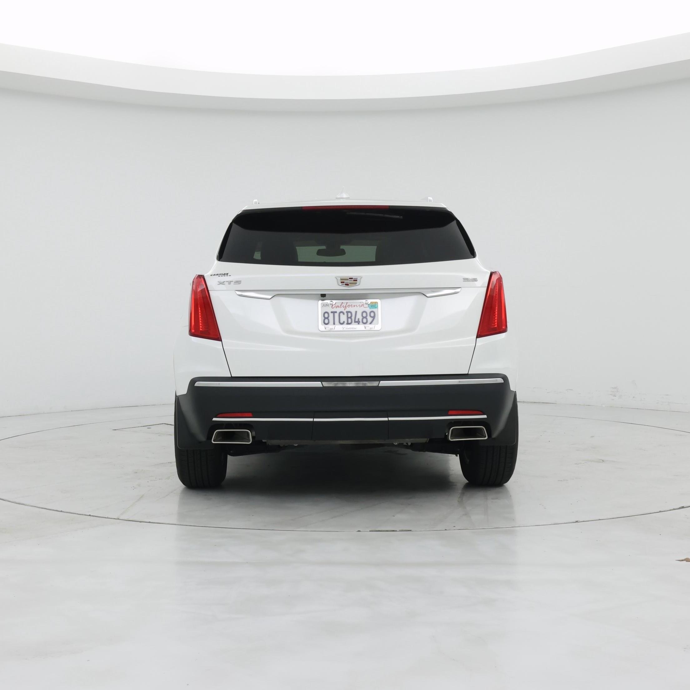 Thumbnail: 2017 Cadillac XT5 - 6
