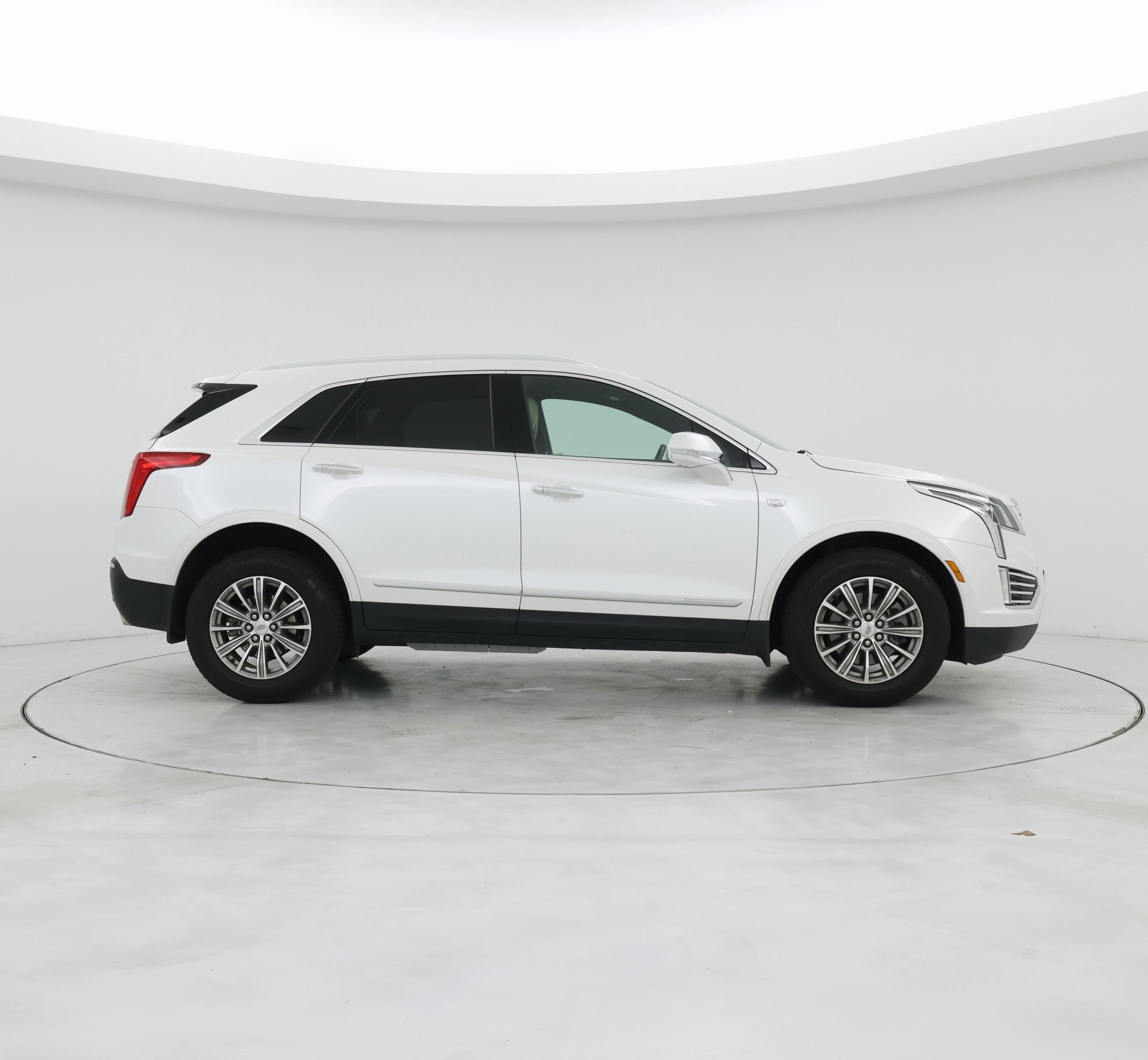 Thumbnail: 2017 Cadillac XT5 - 7