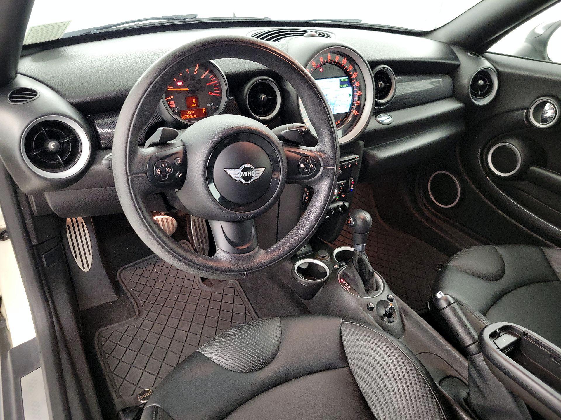 Thumbnail: 2015 MINI Cooper Coupe - 9