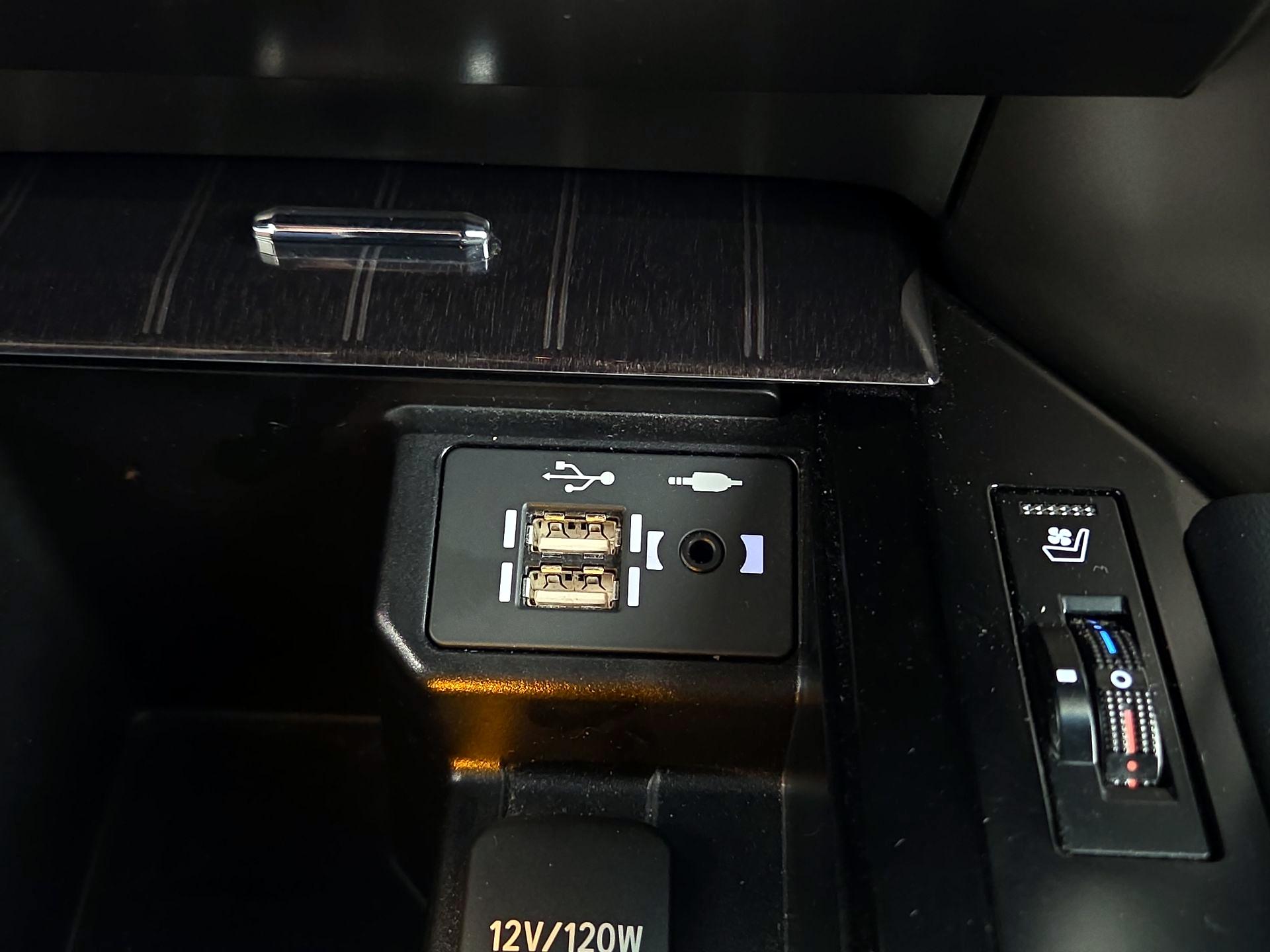 Thumbnail: 2021 Lexus GX - 19
