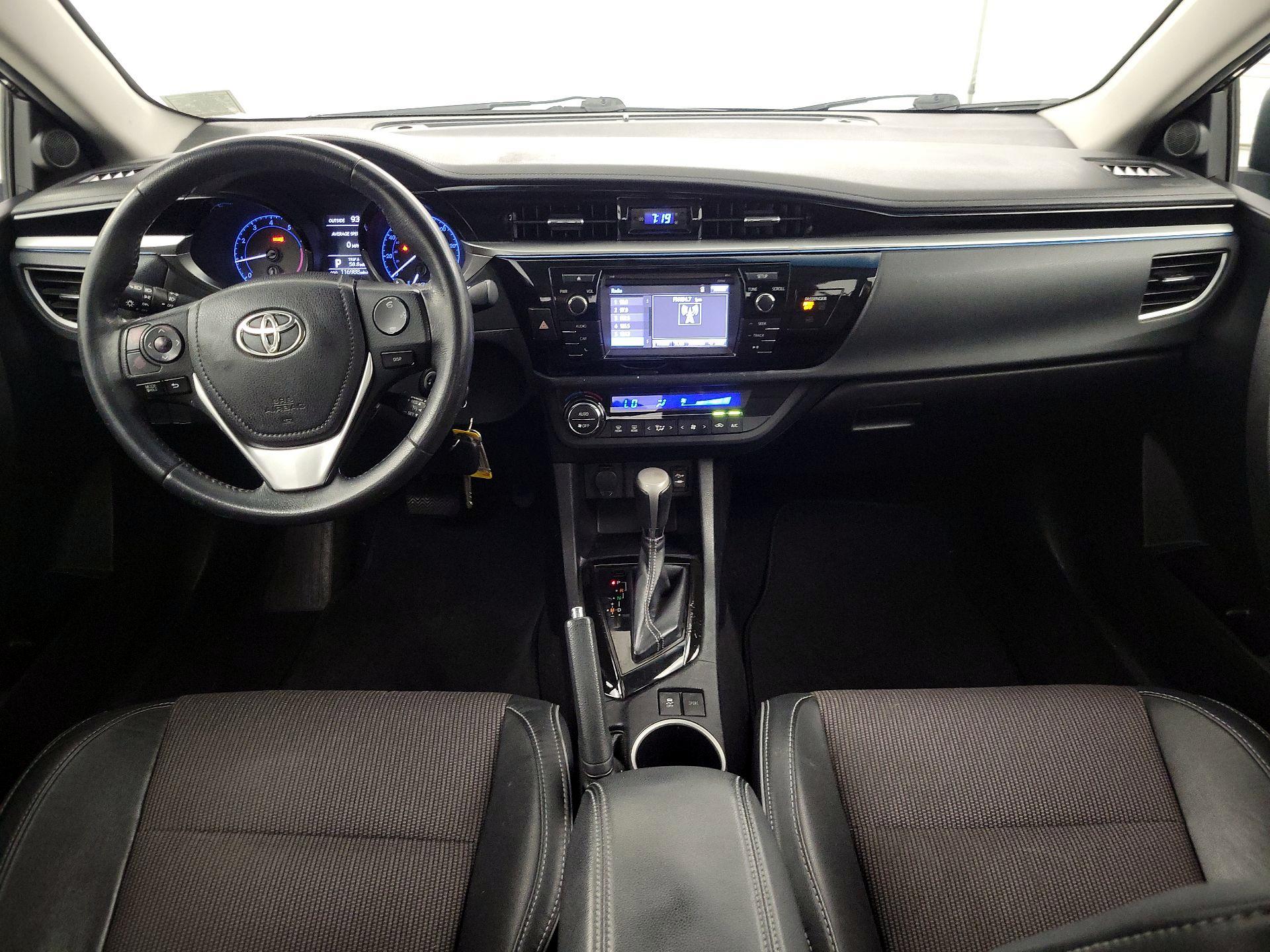 Thumbnail: 2014 Toyota Corolla - 9