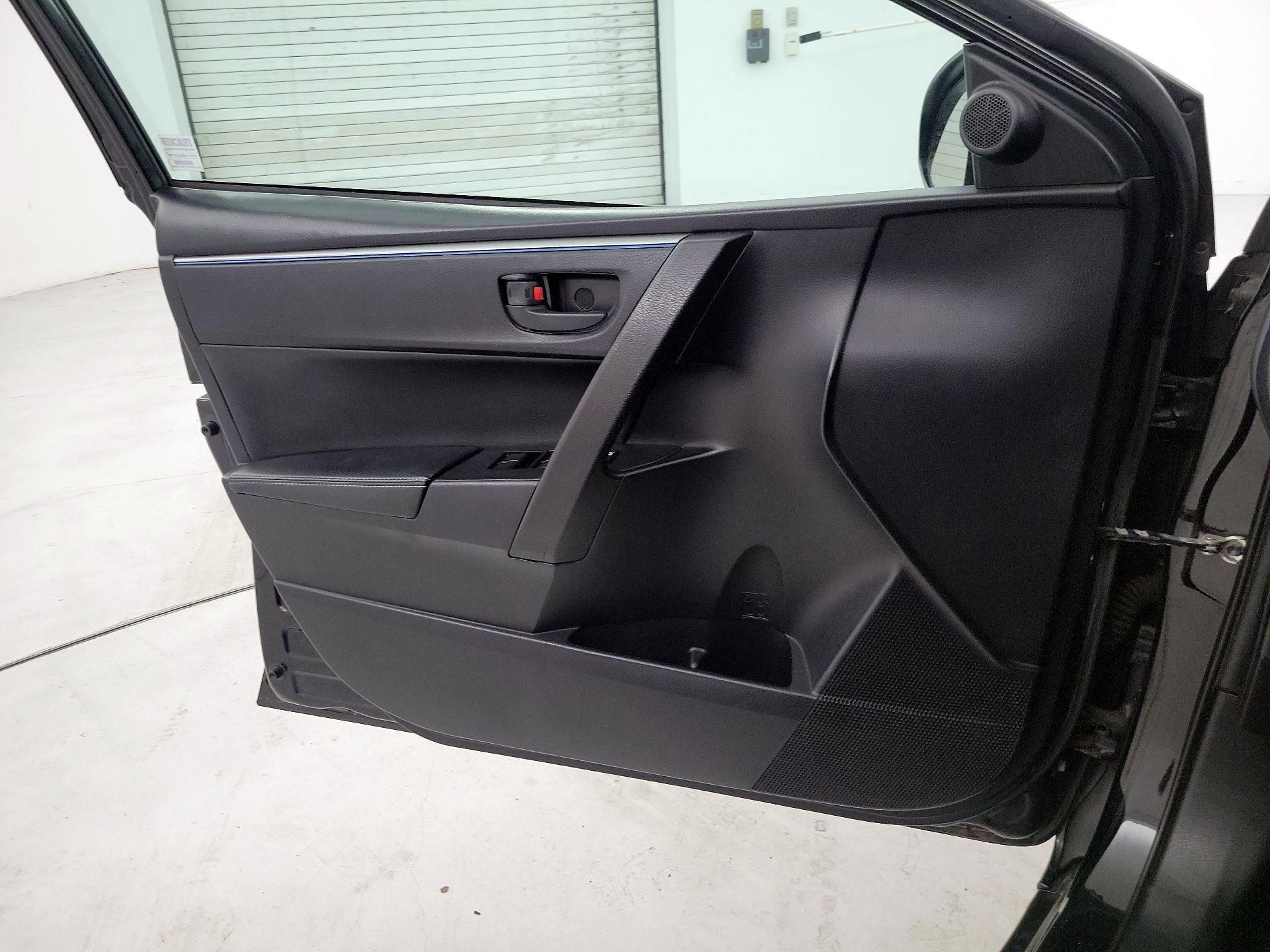 Thumbnail: 2014 Toyota Corolla - 12