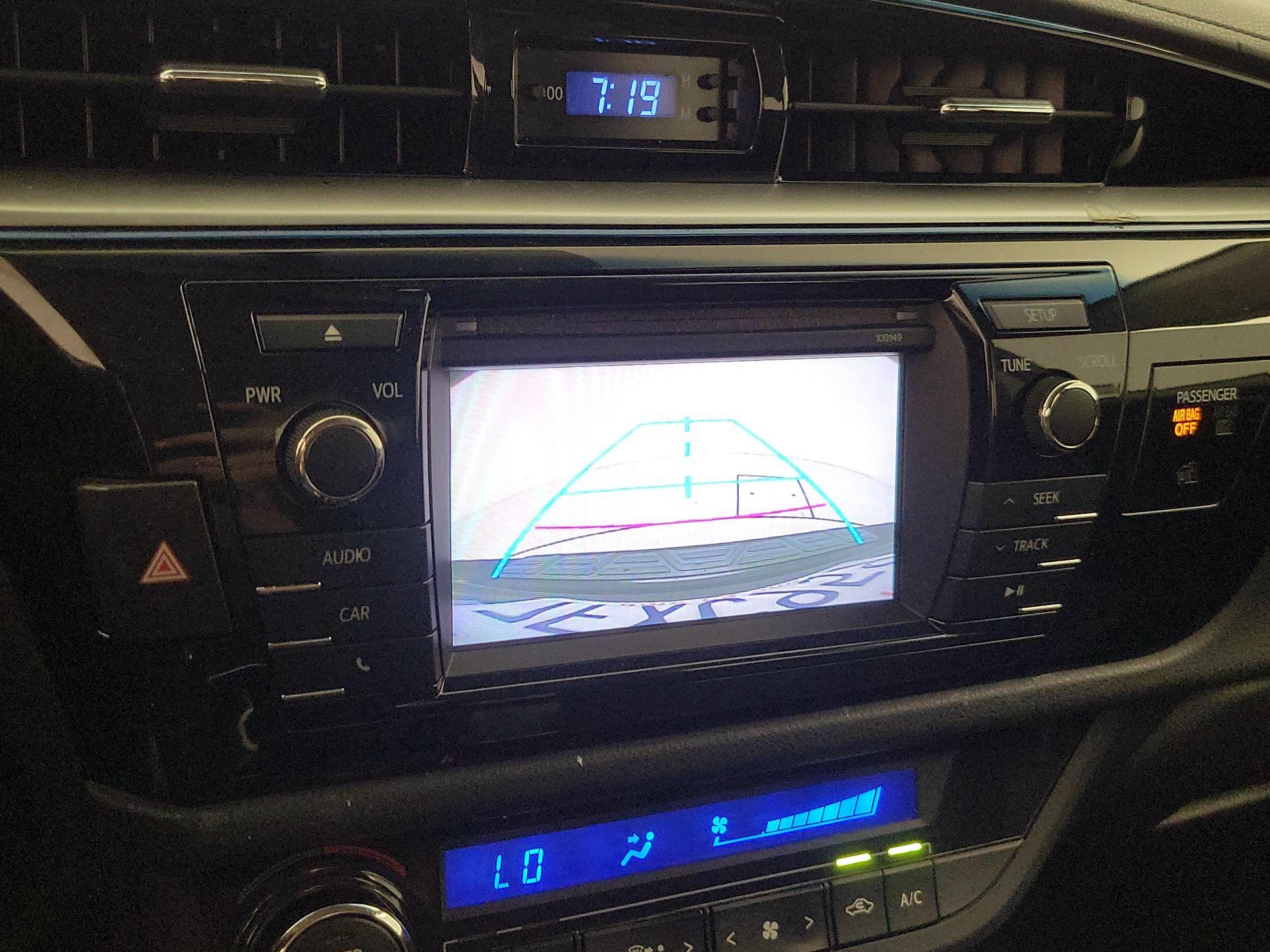 Thumbnail: 2014 Toyota Corolla - 14